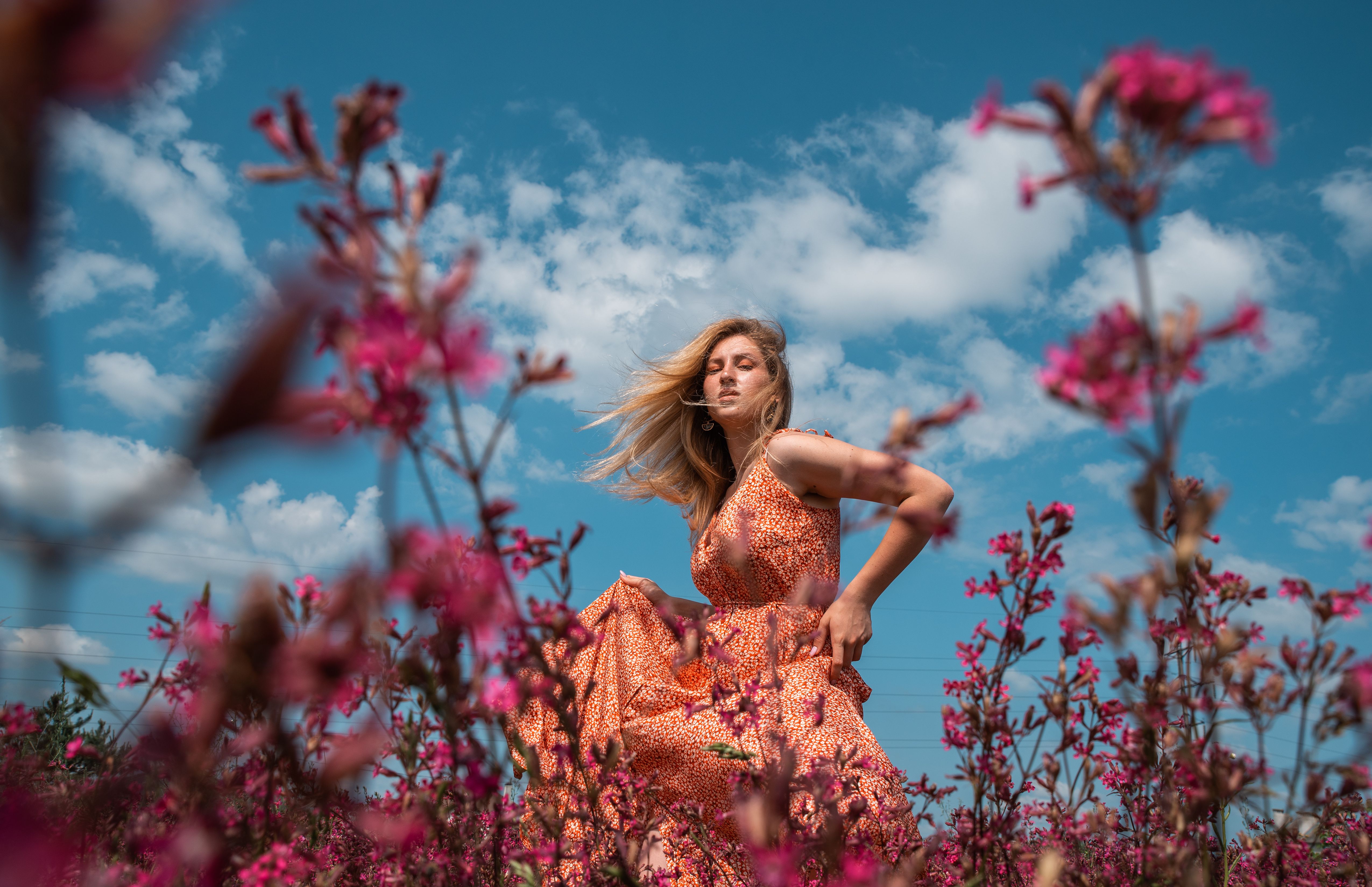 Dating an Old-Fashioned Ukrainian Woman: What to Expect image 0