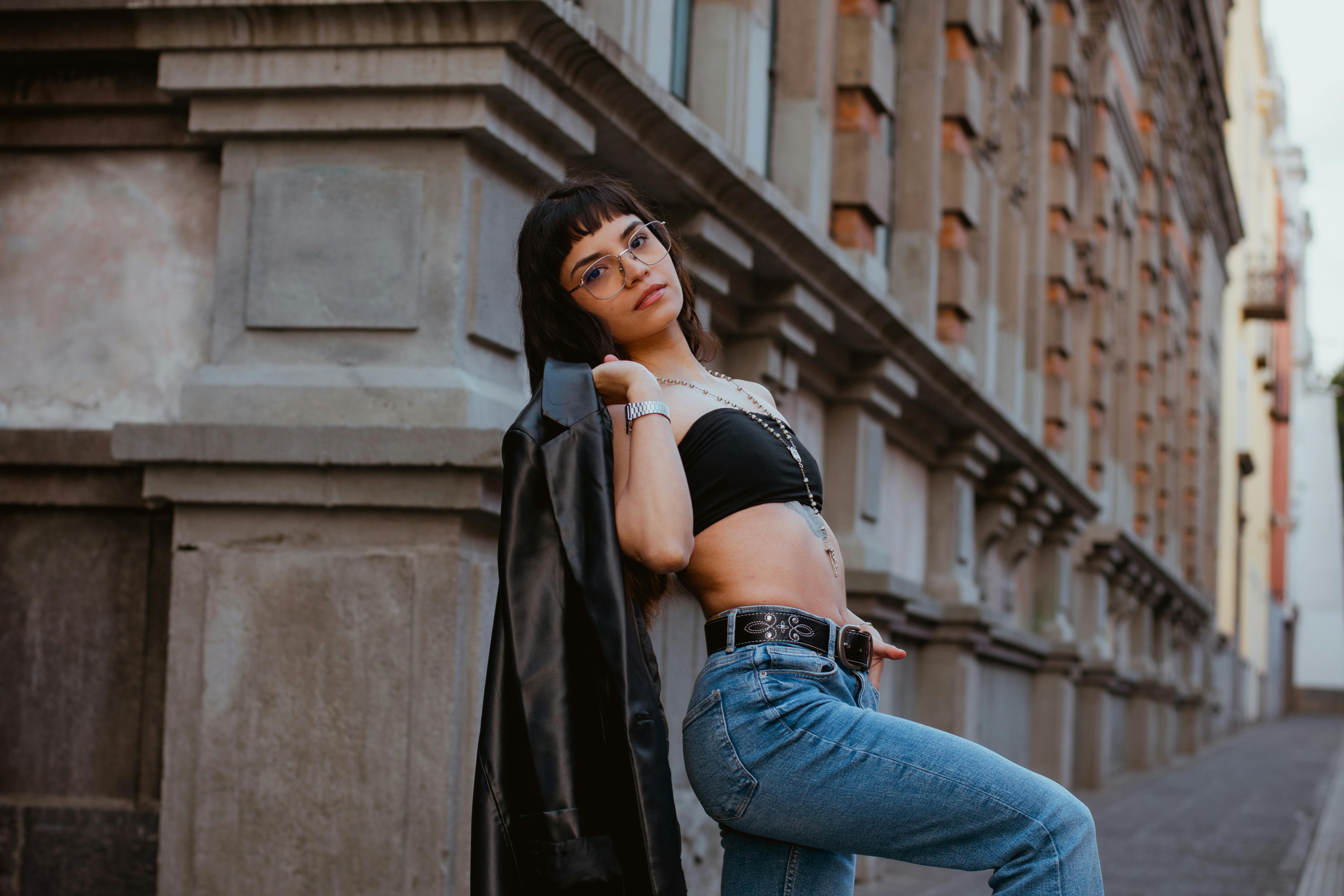 How to Turn Online Conversations Into Real-Life Dates image 0