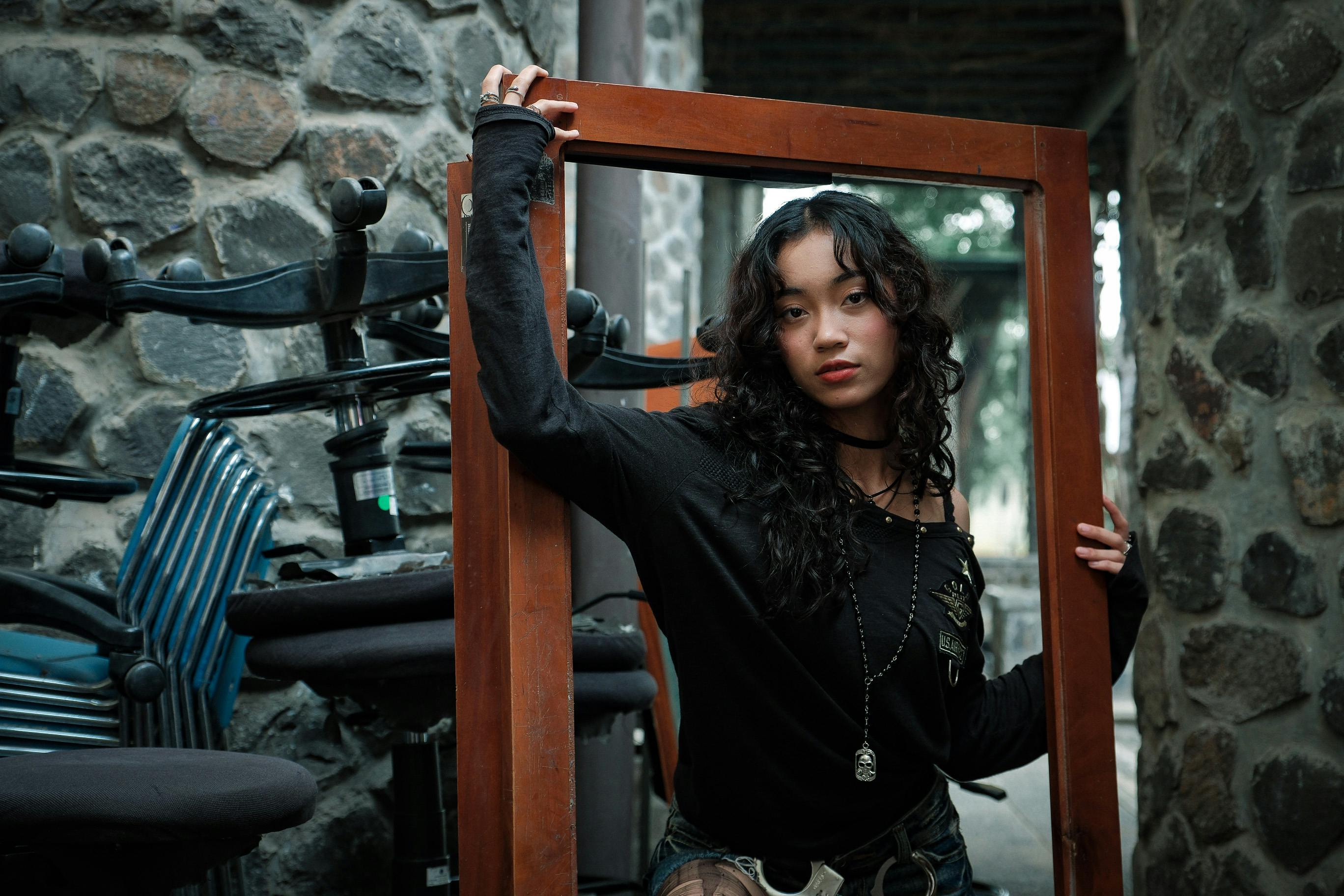 How to Build a Strong Emotional Connection in Online Dating image 2