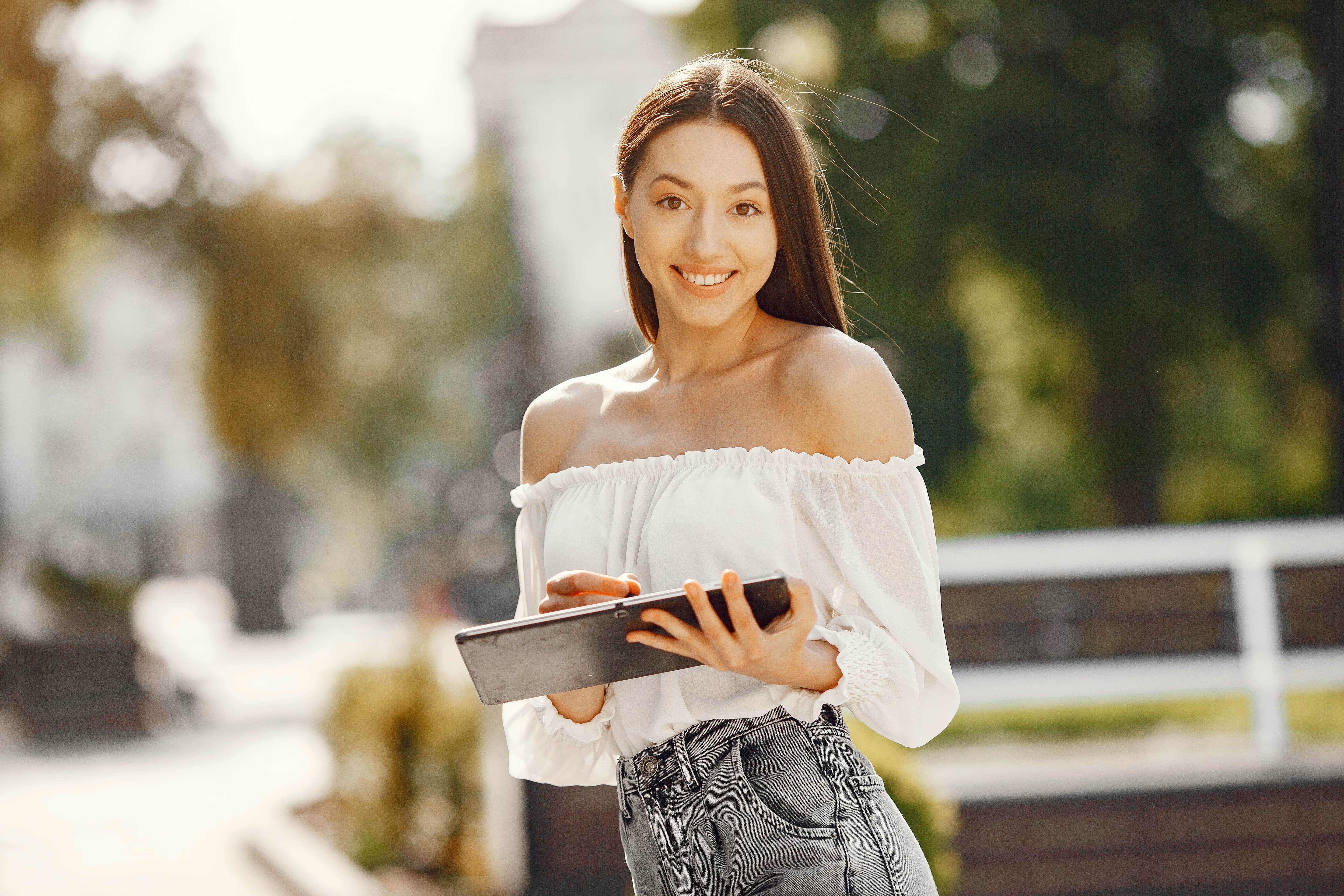 Dating a Ukrainian Event Planner: What to Expect image 0