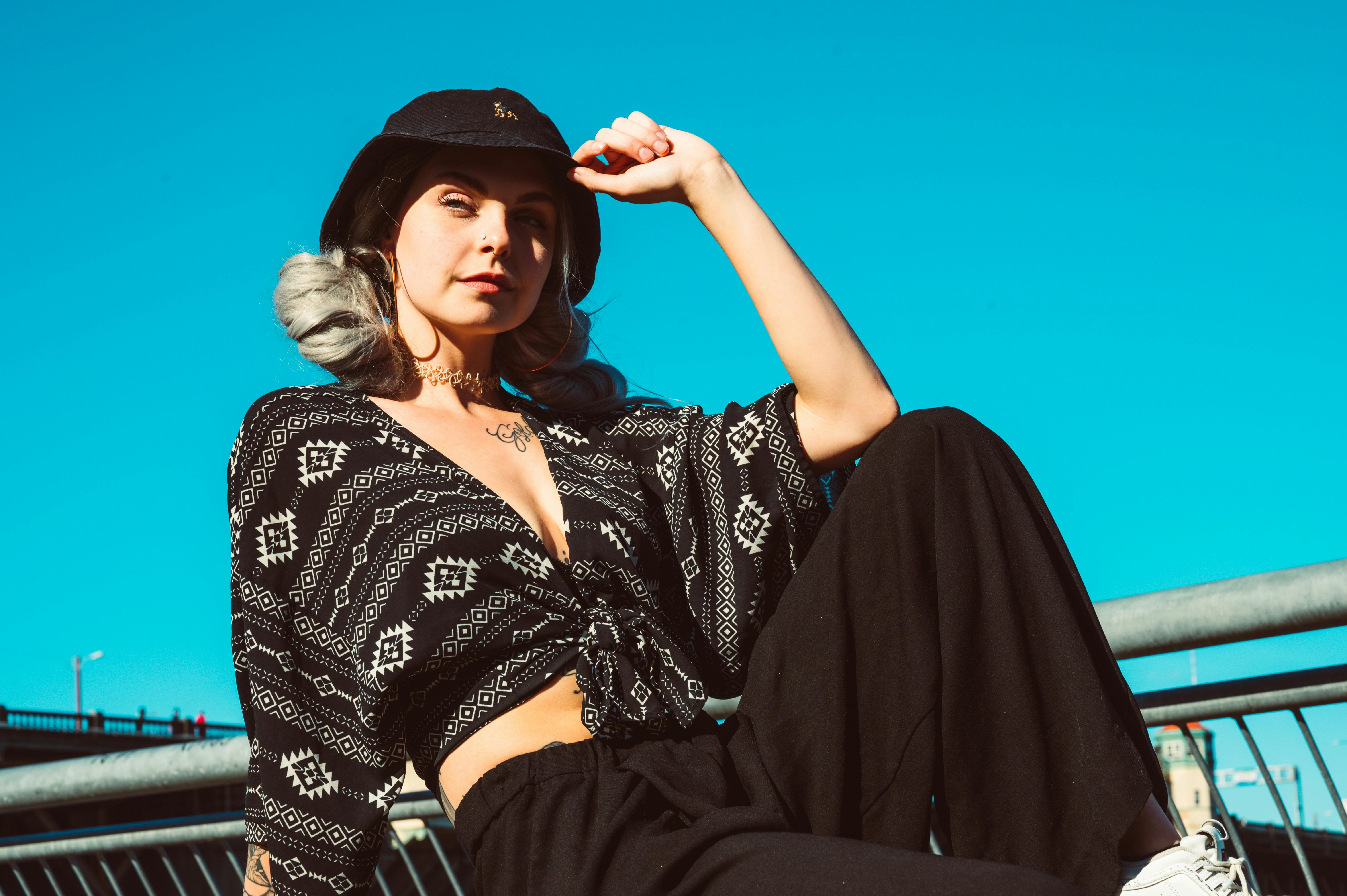 Dating a Woman 15 Years Younger: Honest Insights, Challenges & How to Make It Work image 2