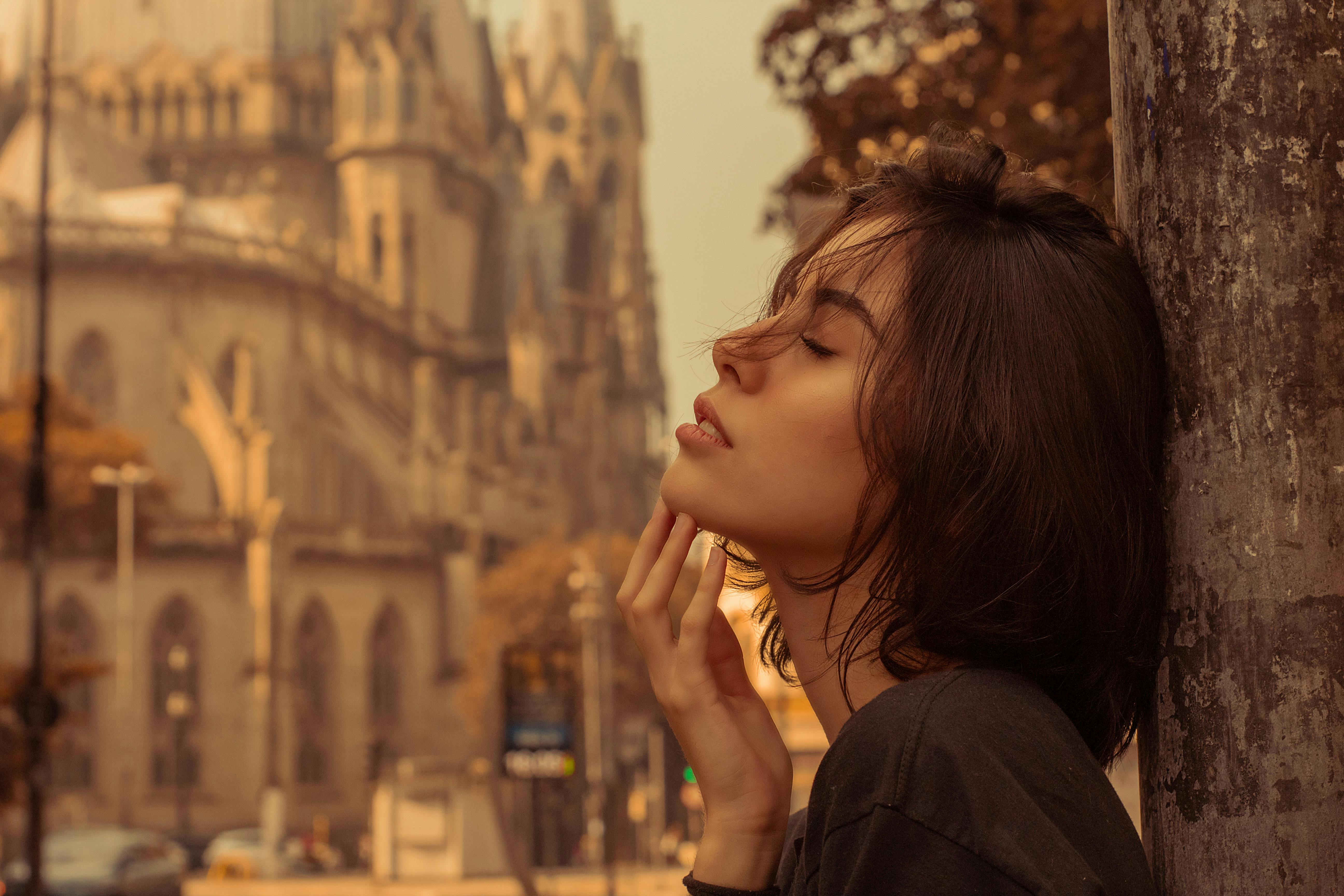 Conversation Starters for Couples: The Best Questions and Topics to Deepen Connection image 4