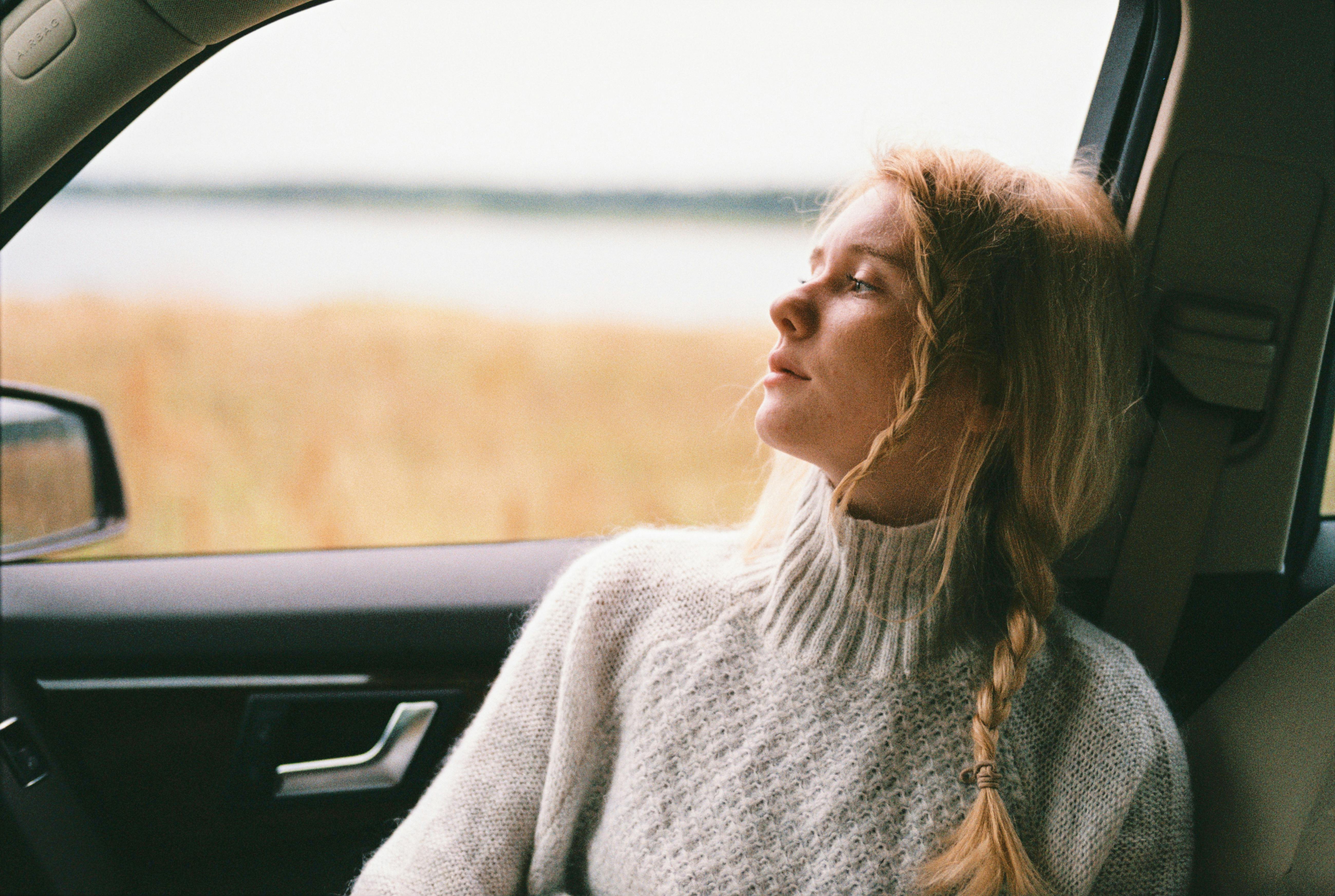Why She Stops Replying After a Few Days (Even If Everything Was Going Well) image 0