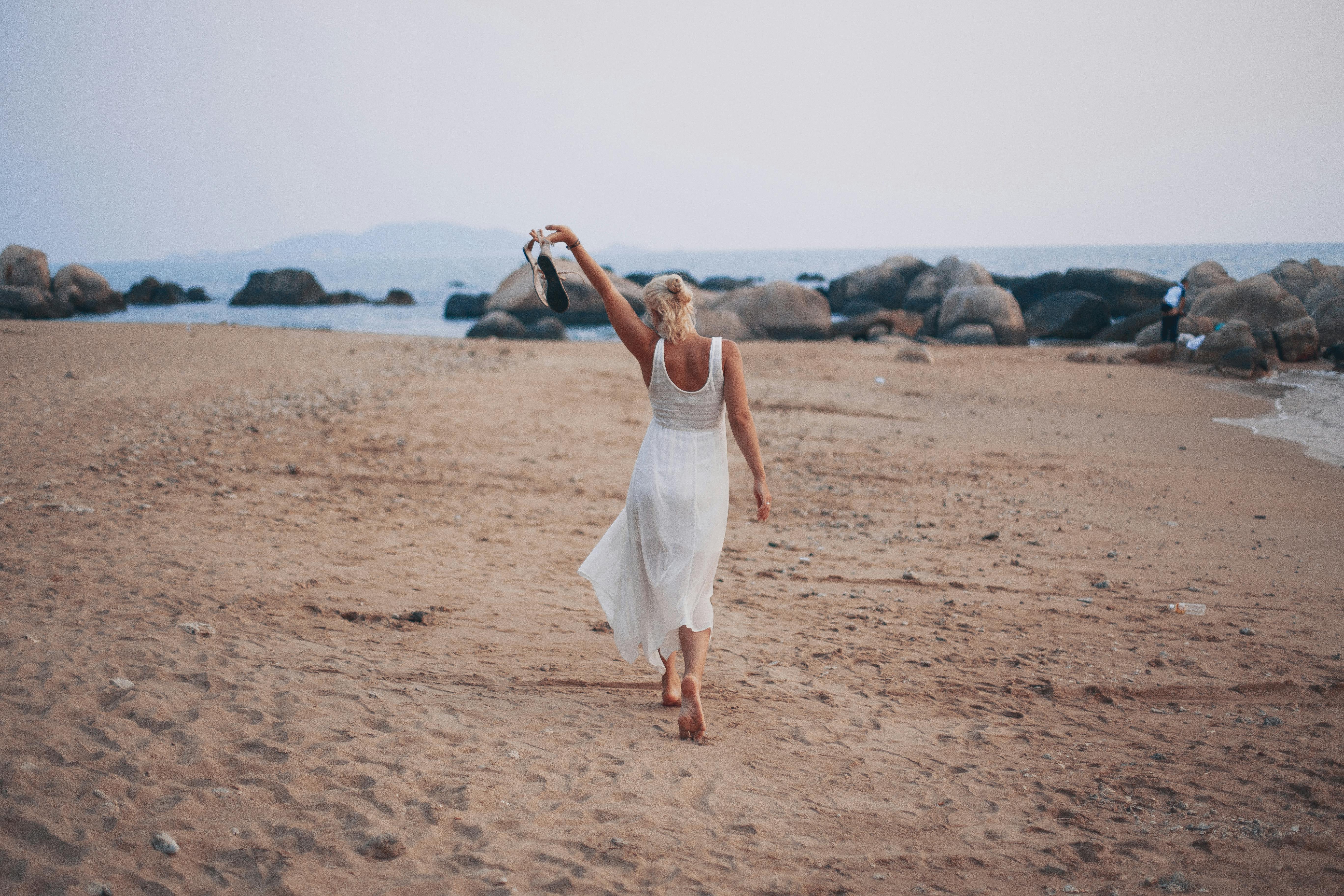 How to Create Tension in Online Dating Conversations (Without Being Weird) image 0