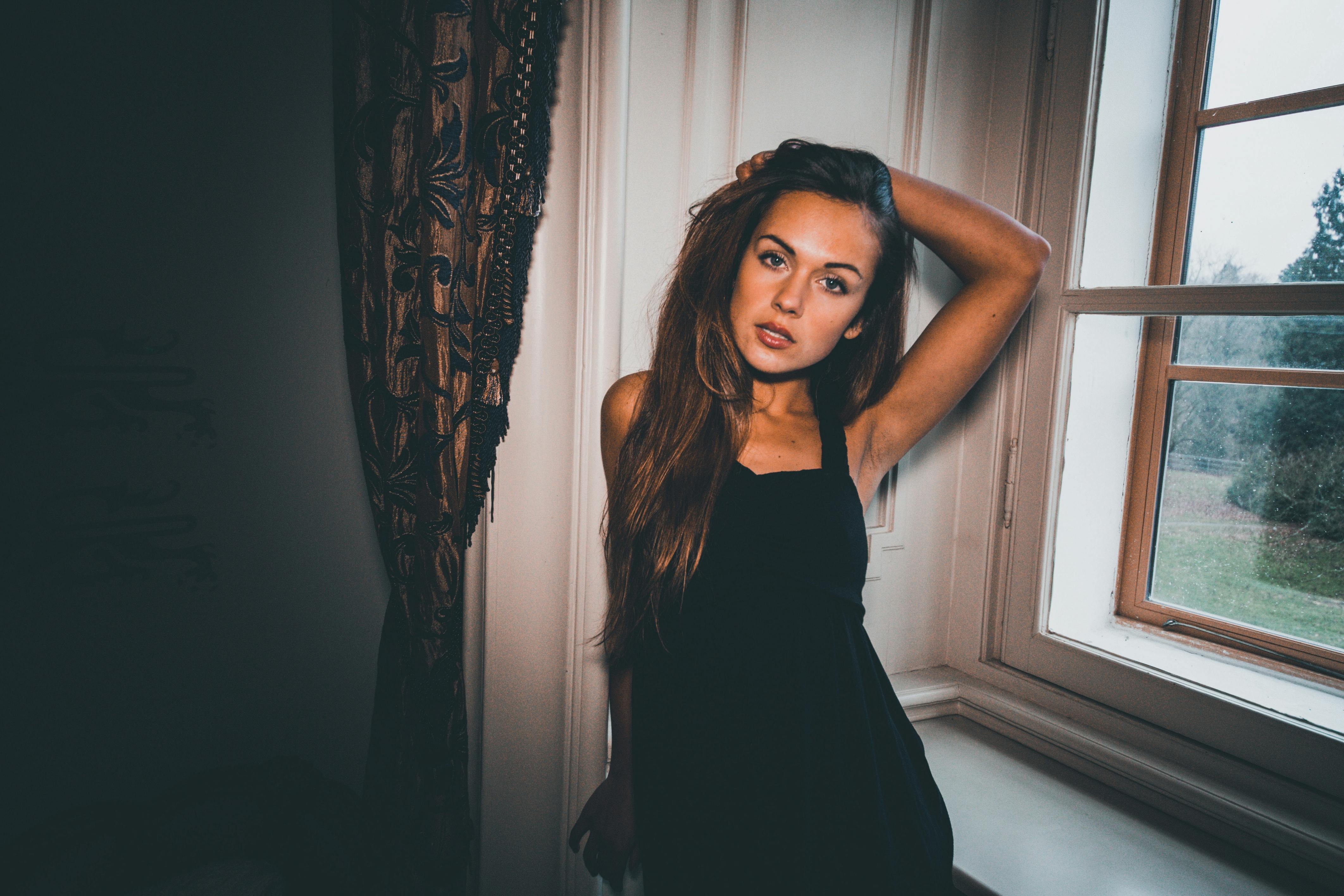 How to Stand Out in Online Dating image 1