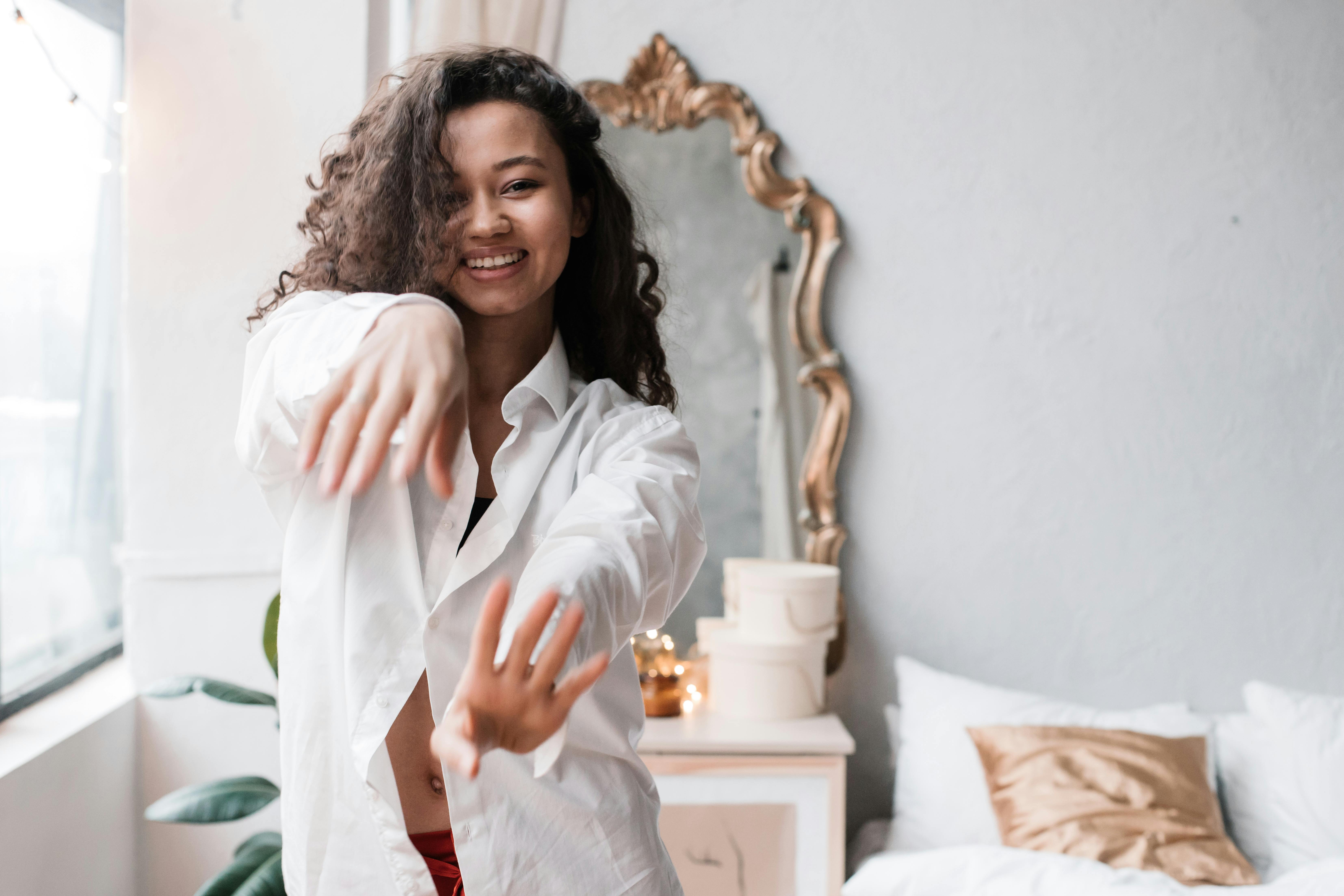 Stay Safe, Find Love: The Ultimate 2026 Anti-Scam Checklist for International Dating image 0