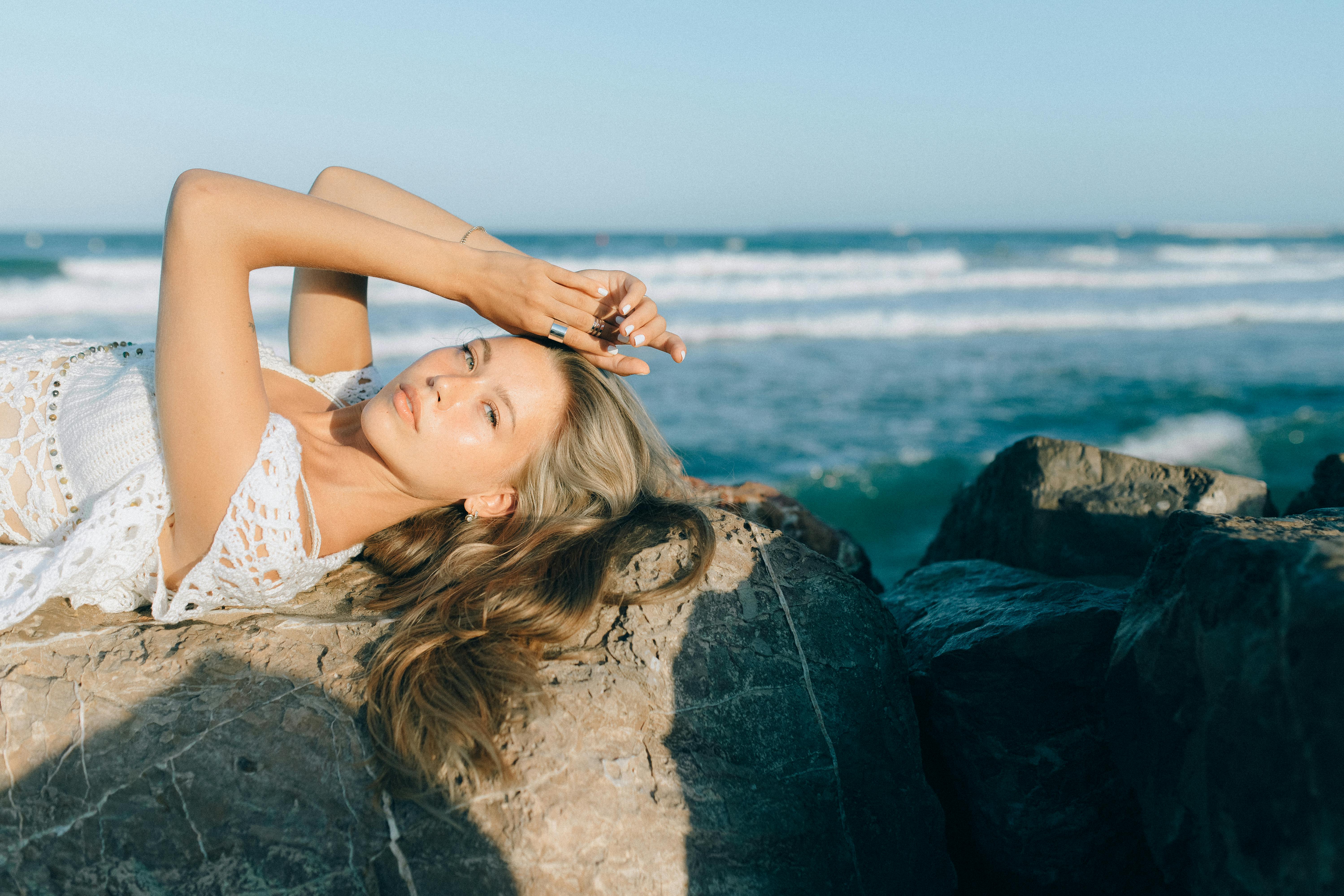 Why Long Messages Hurt Your Results in Online Dating image 0