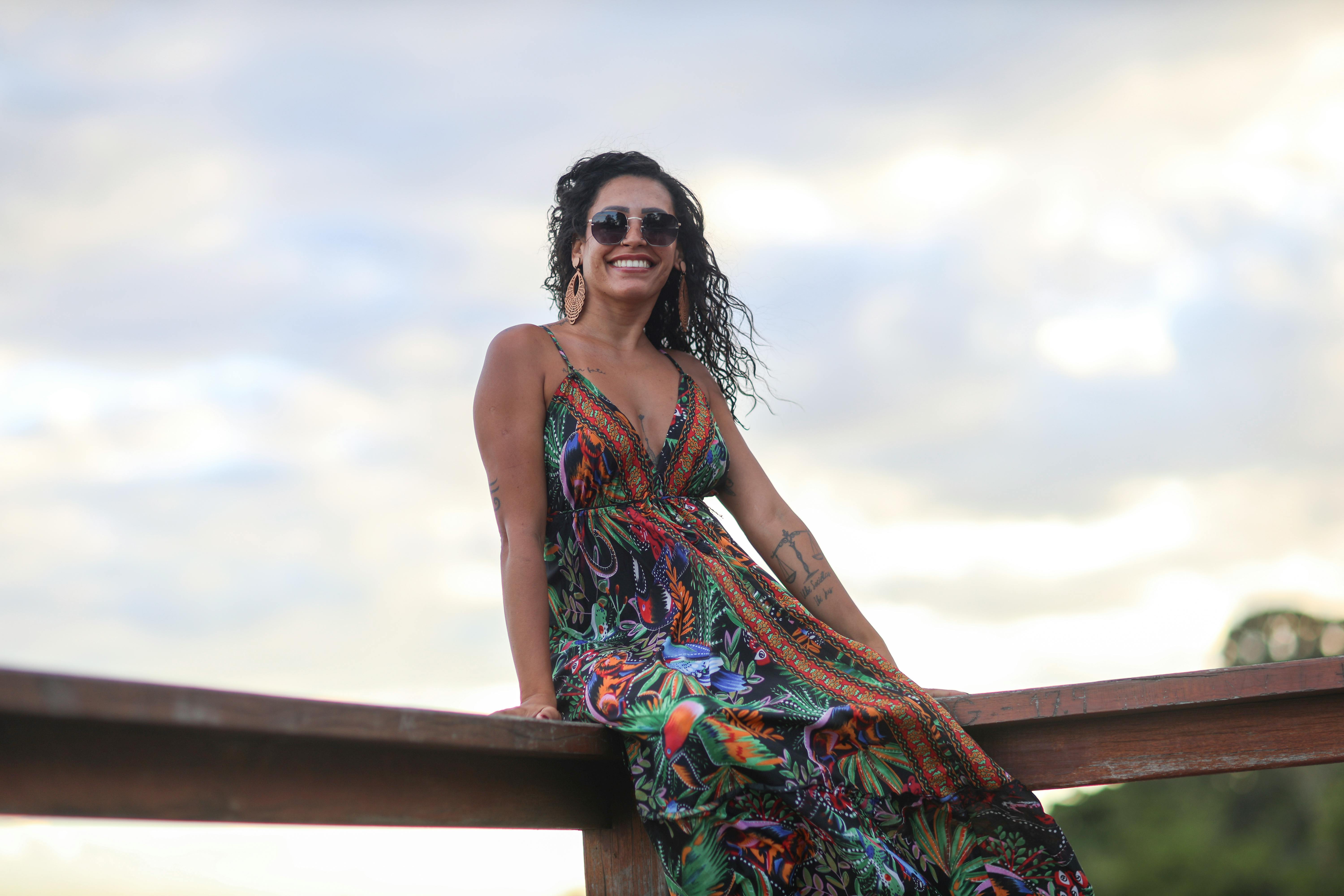 How to Make Her Think About You Between Messages in Online Dating image 2