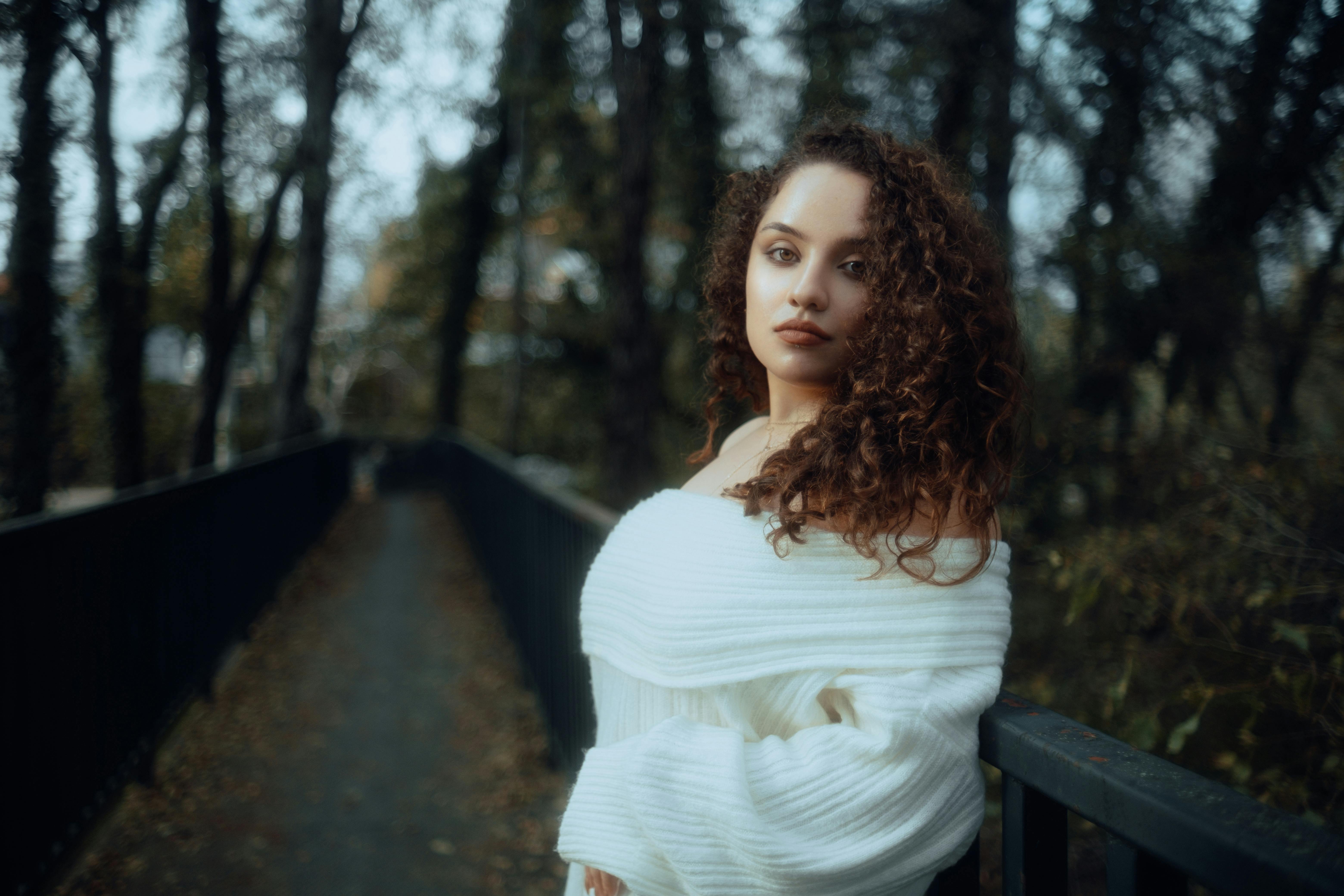 How to Build Momentum From the First Message in Online Dating image 0