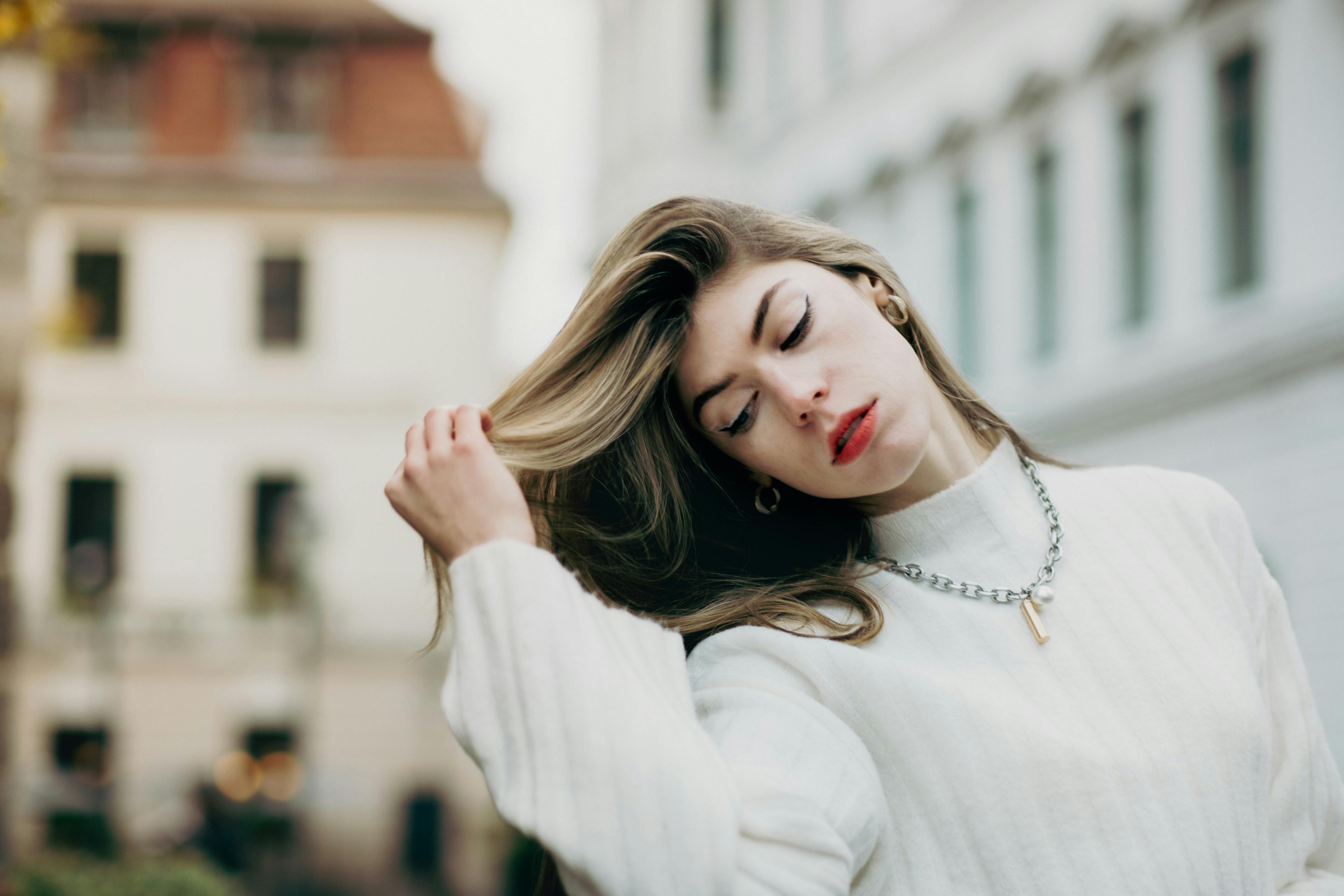 Why Trying to “Close” Too Early Ruins Online Dating Conversations image 2