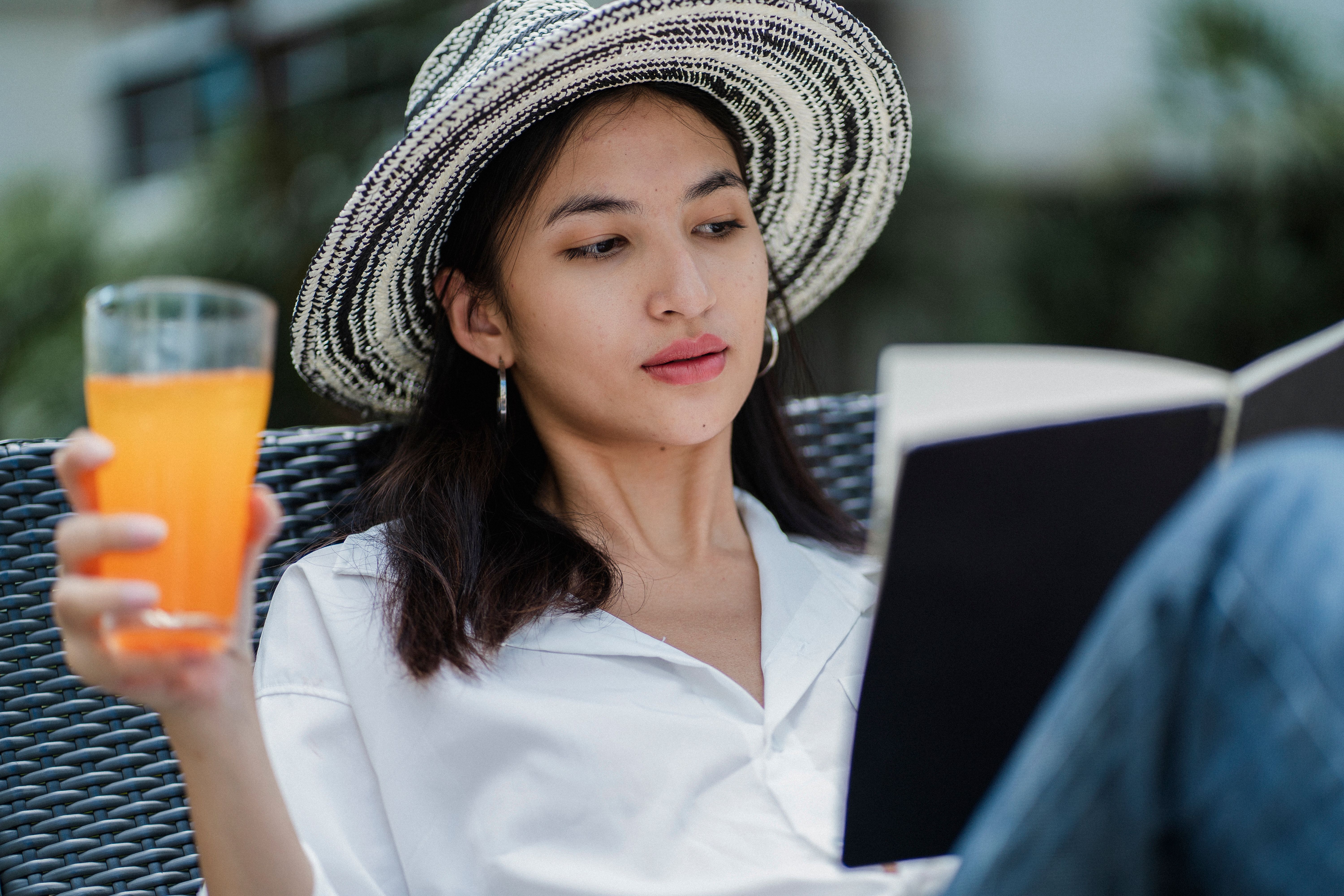 The Cultural Bridge: Why Professional Translation Support Accelerates True Connection image 0