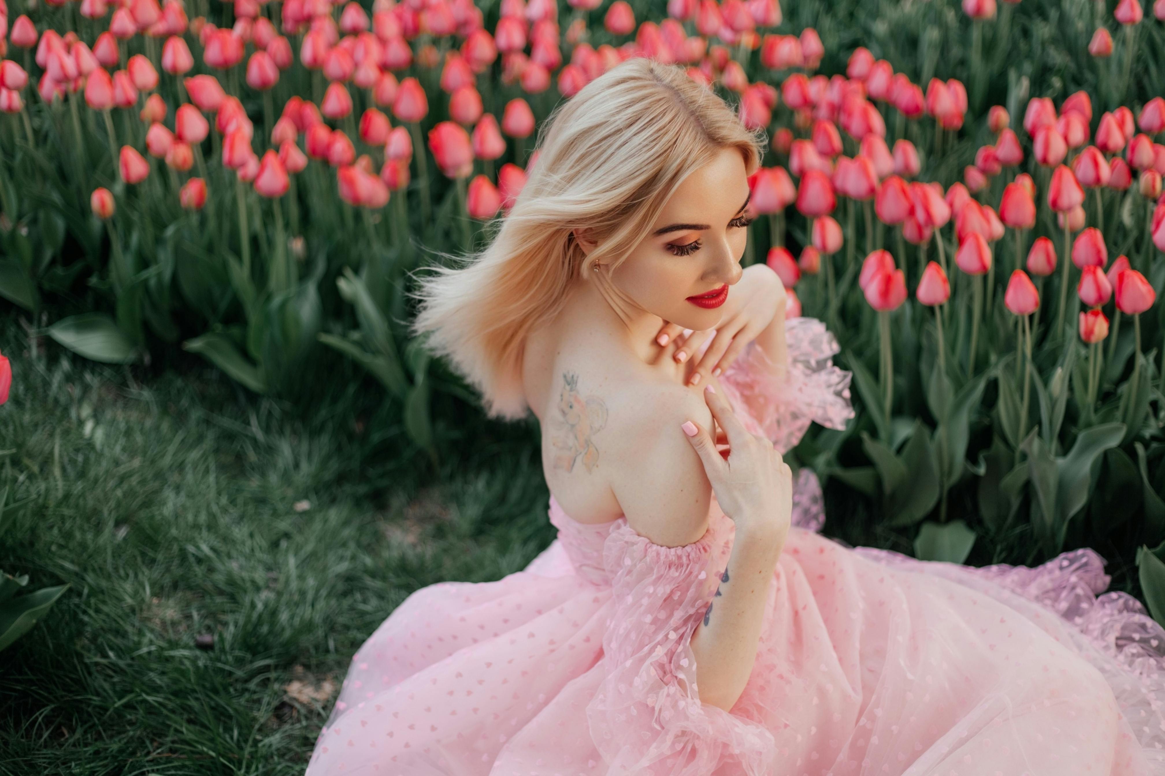 How to Meet Foreign Women Online: Complete Guide for International Dating image 2