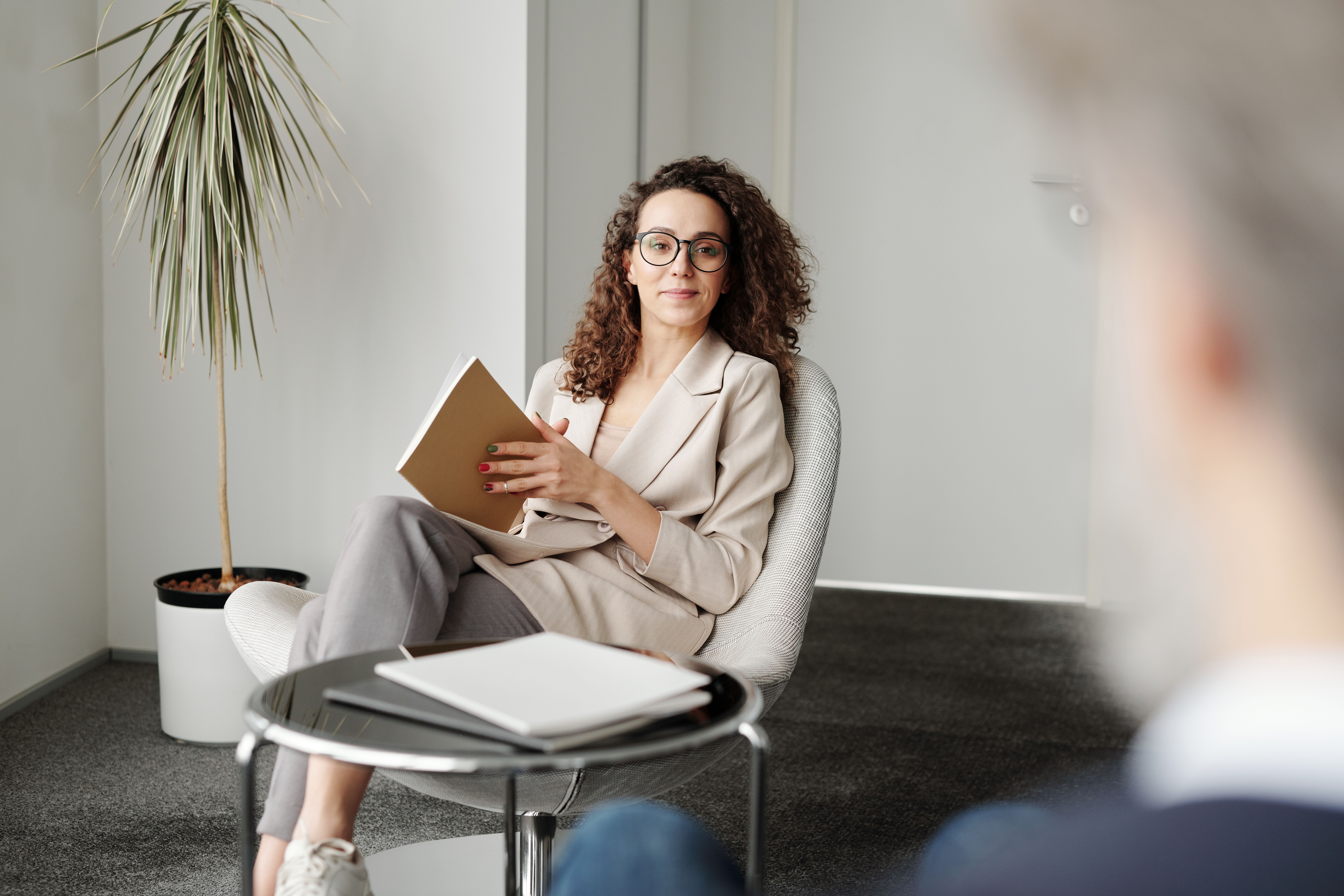 Dating a Ukrainian Psychologist: What to Expect image 3