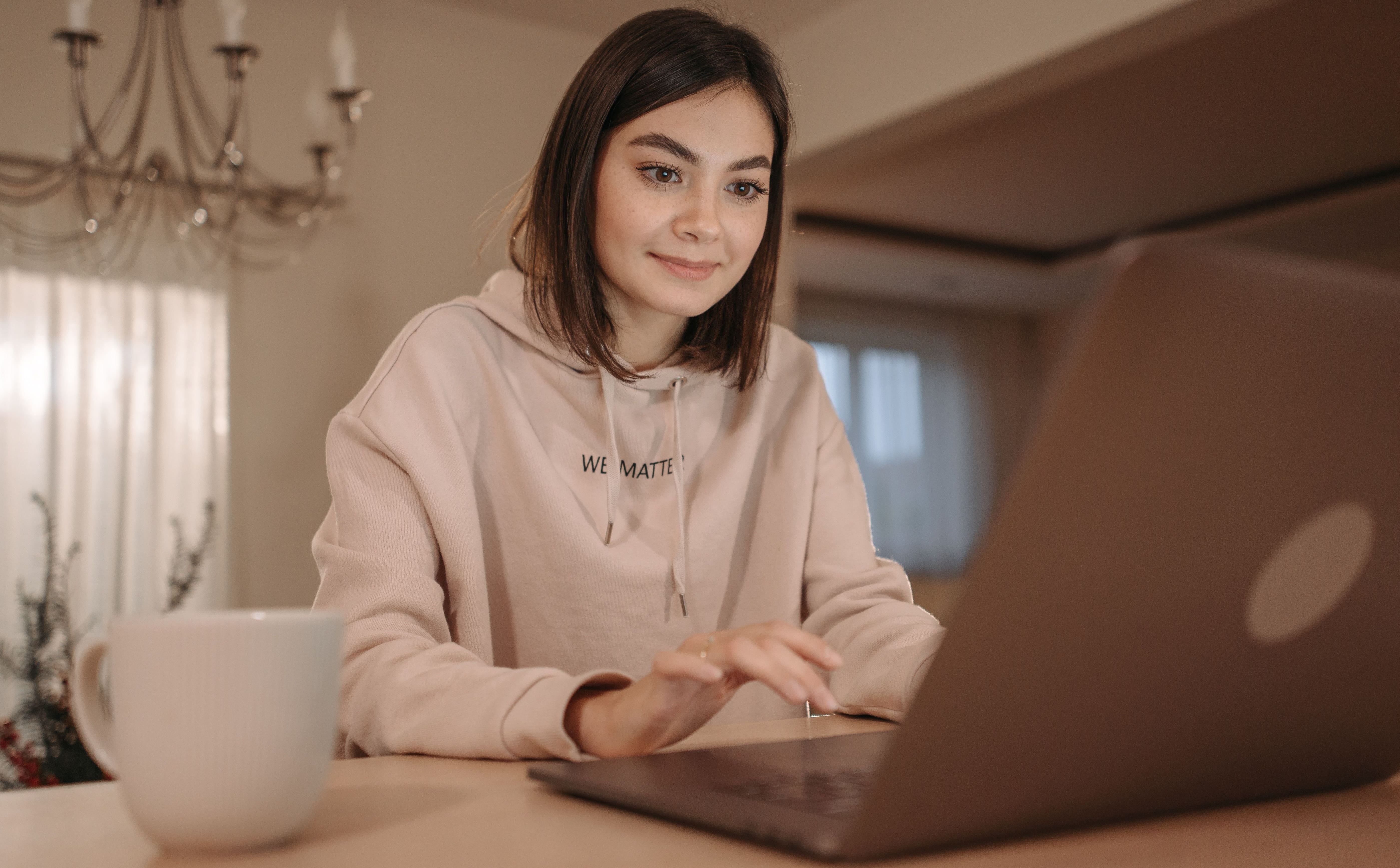 Setting Up for a Great Video Call: Lighting, Background and Sound image 0