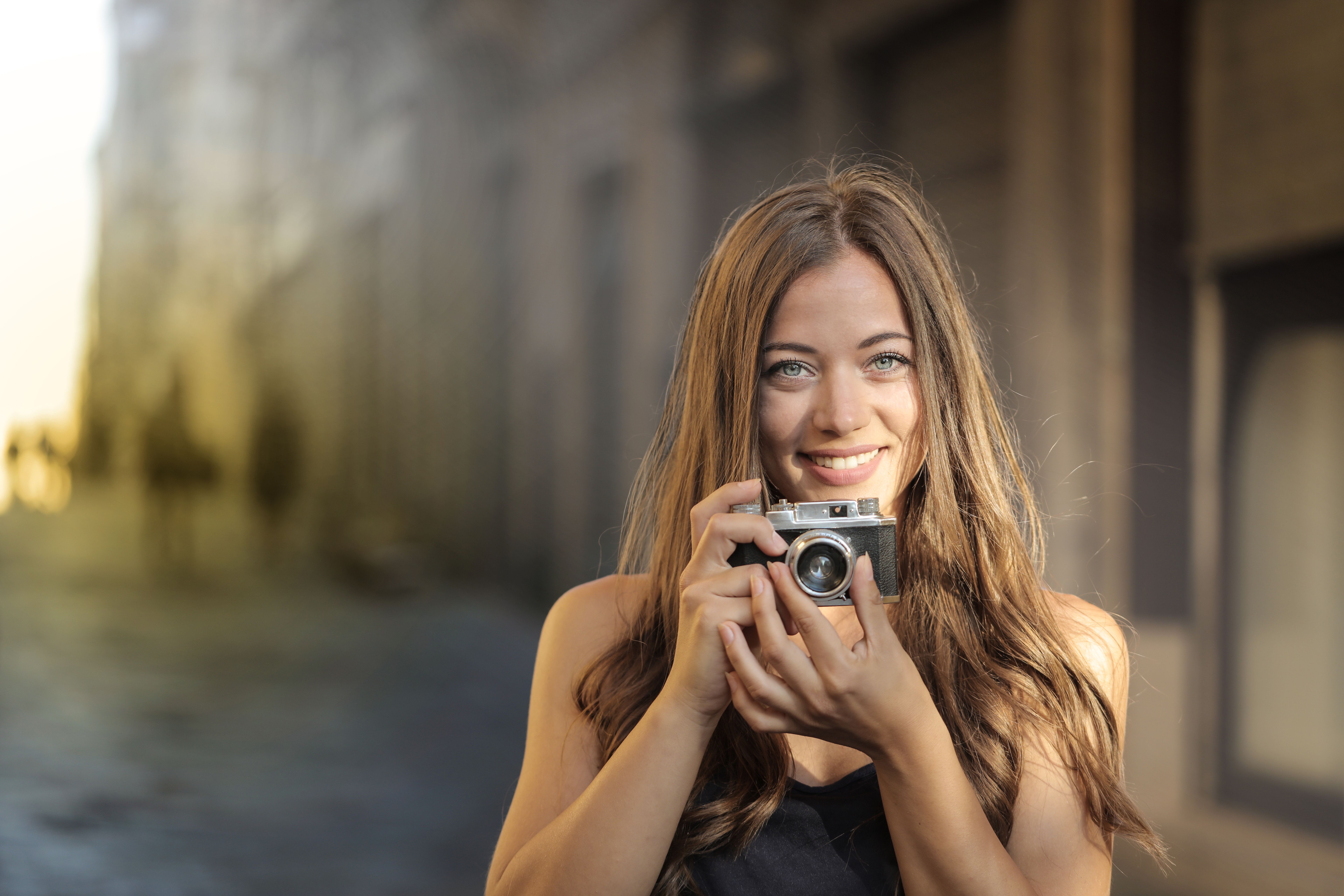 Dating a Ukrainian Woman Who Loves Photography image 0