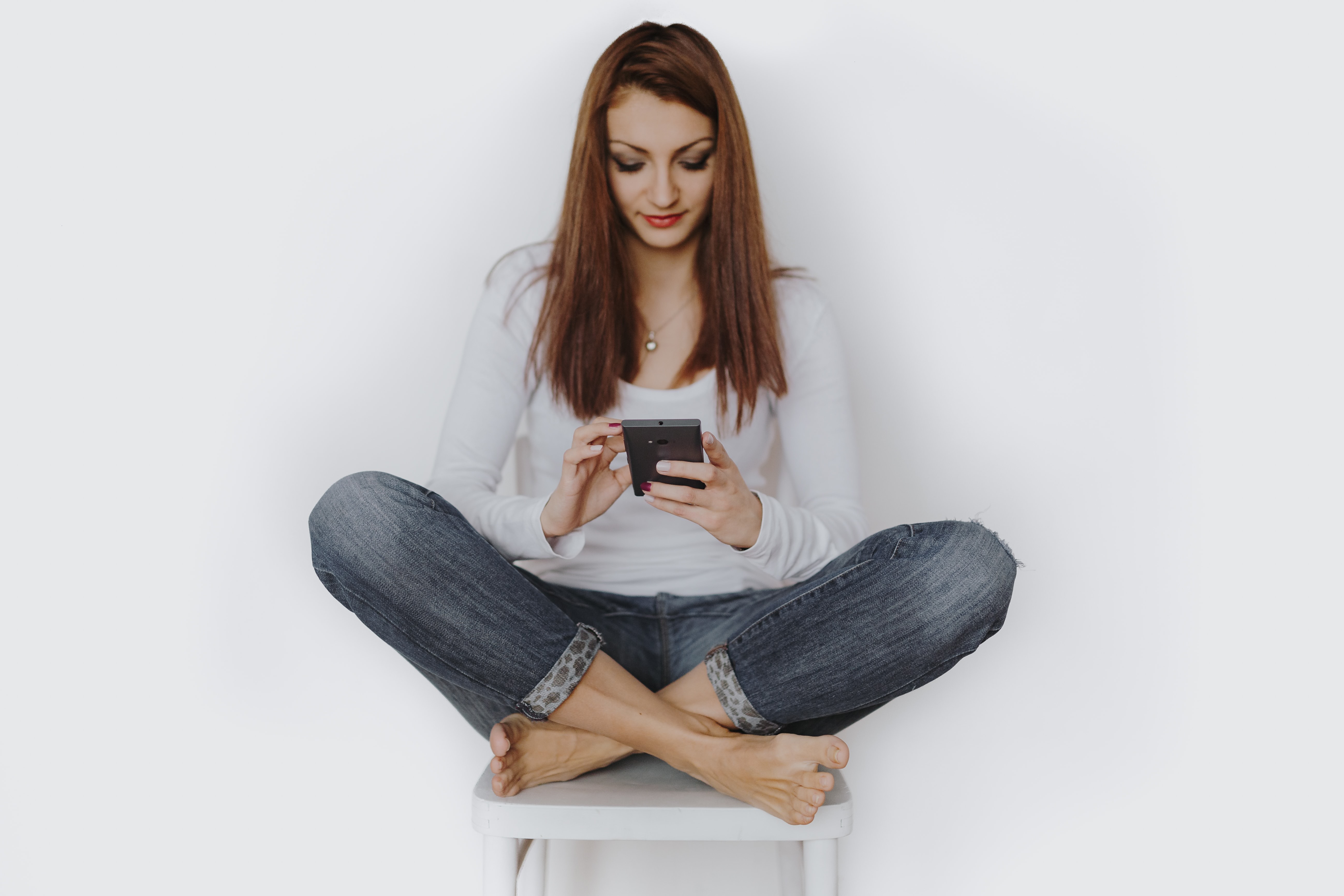 How to Keep a Woman Interested in Online Dating: Proven Tips image 0