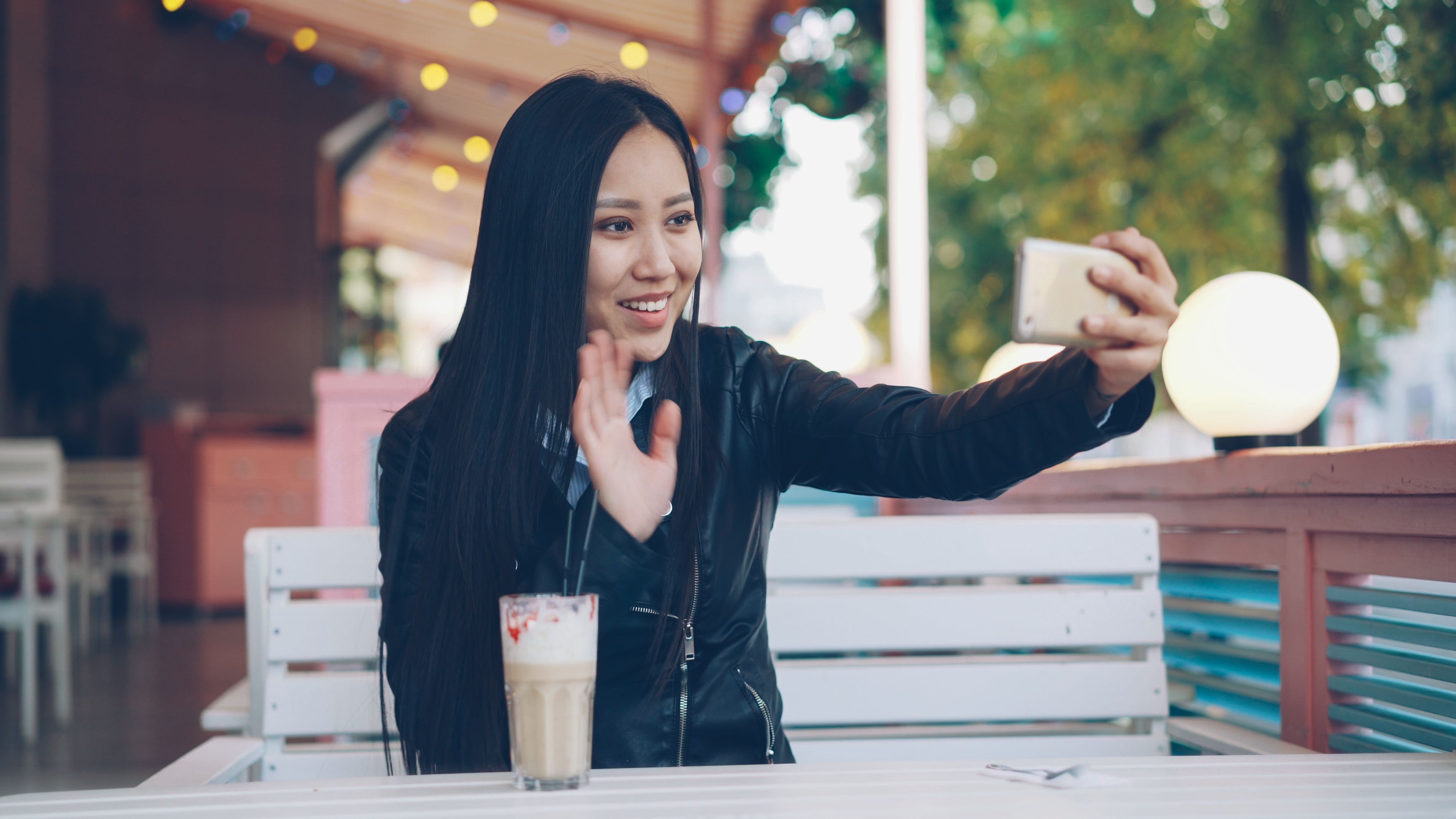Video Call Etiquette for Online Dating image 0