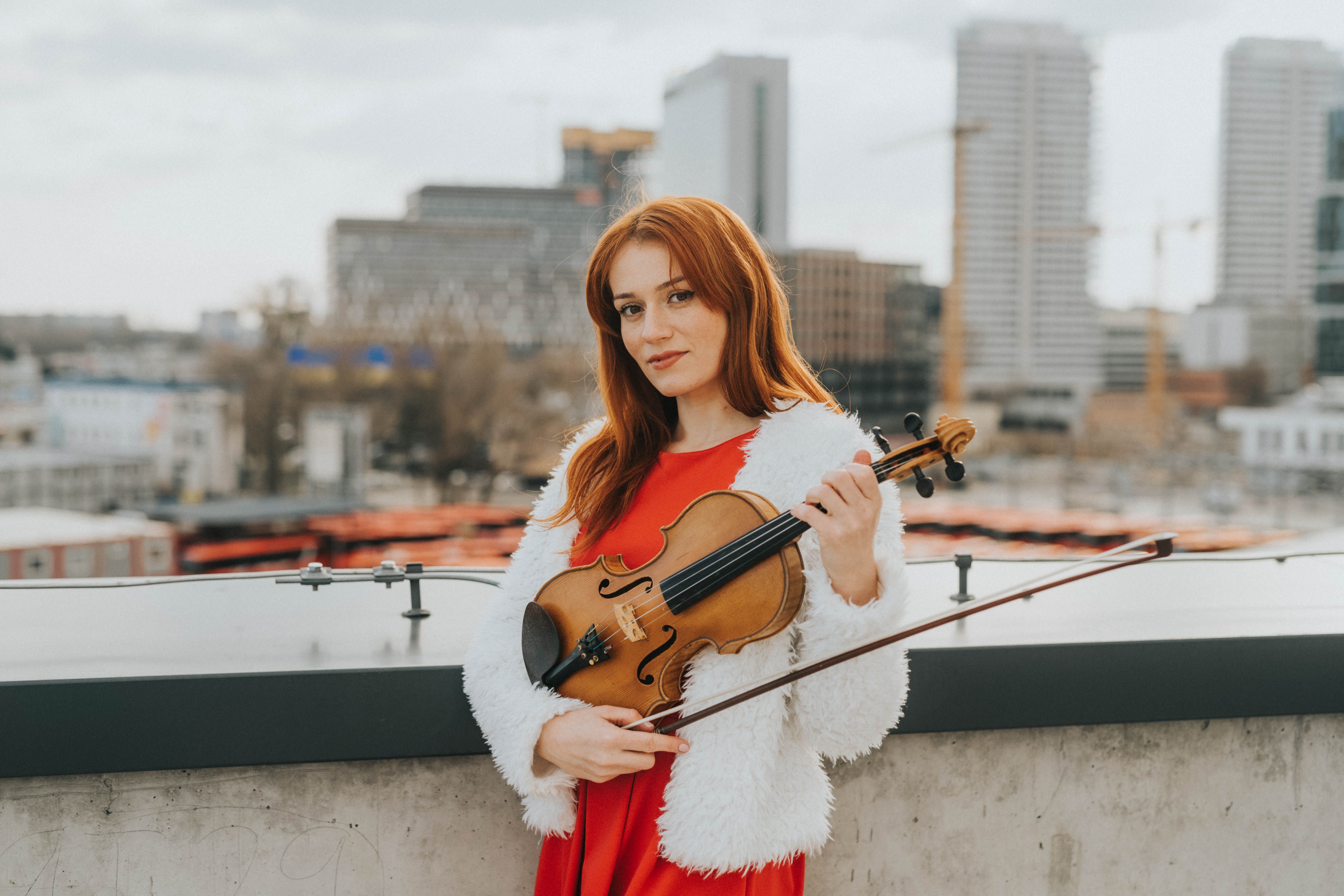 Dating a Ukrainian Violinist: What to Expect image 0