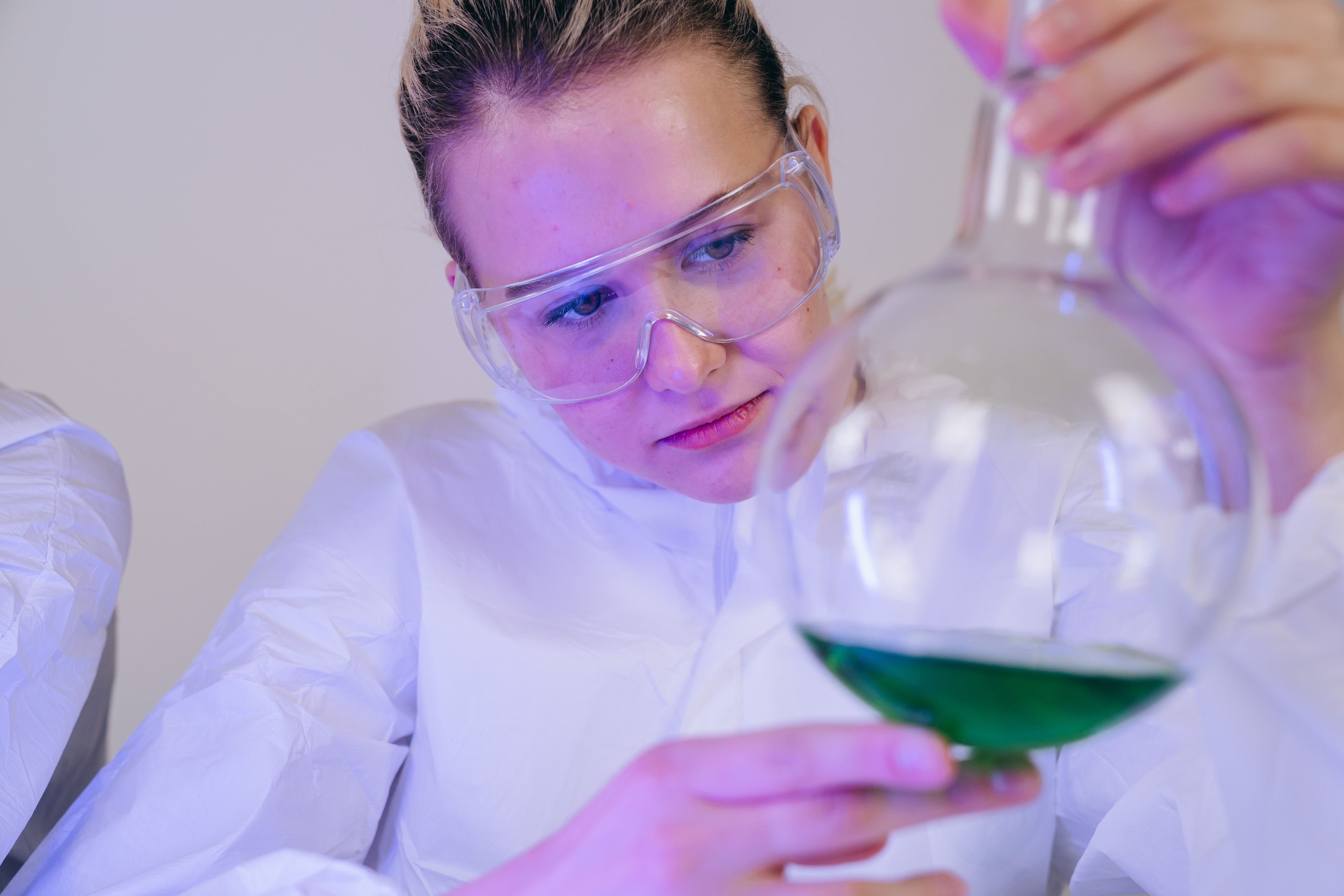 Dating a Ukrainian Chemist: What to Expect image 1