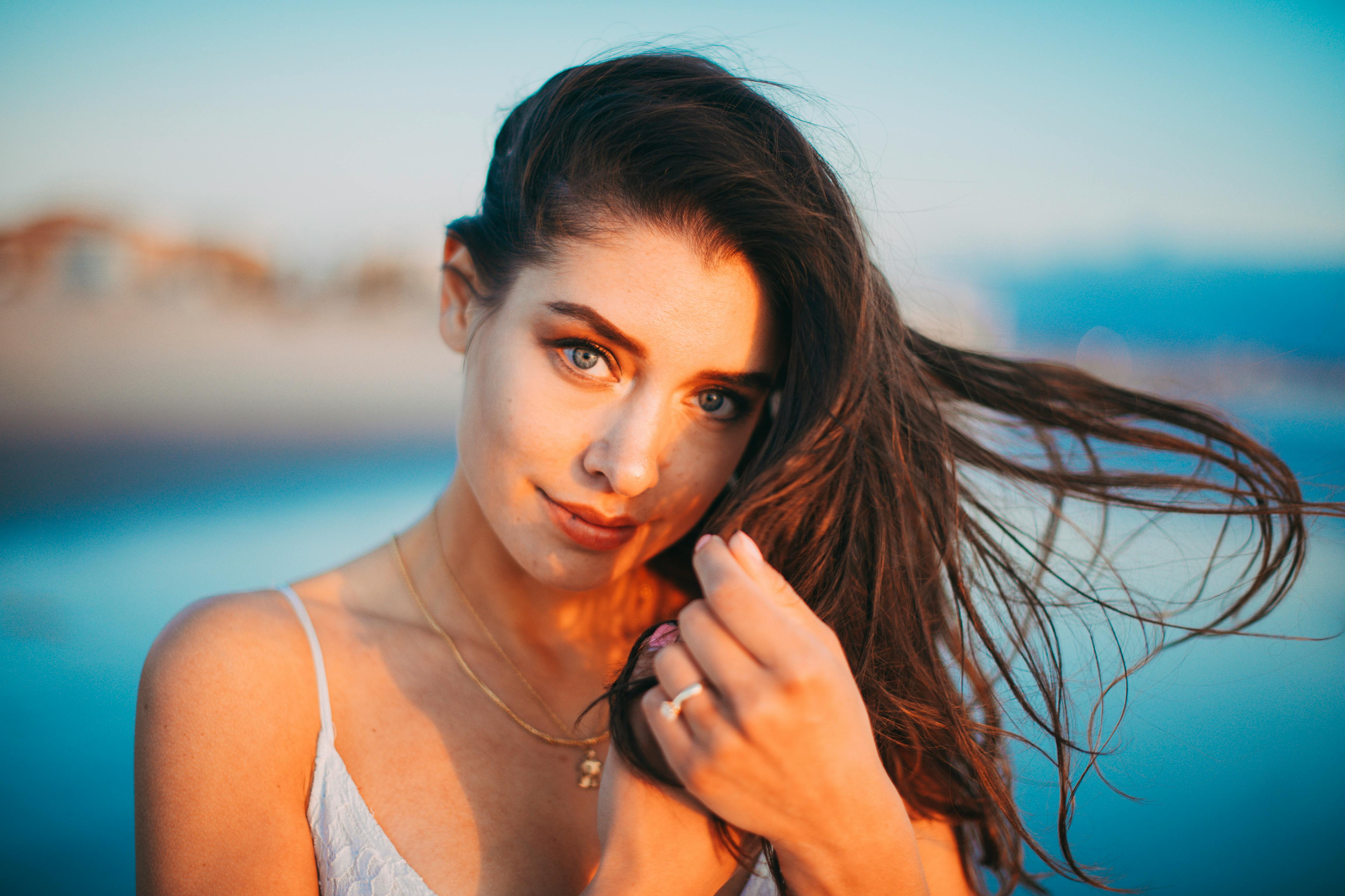 Why Being Too Serious Too Early Ruins Online Dating Conversations image 1