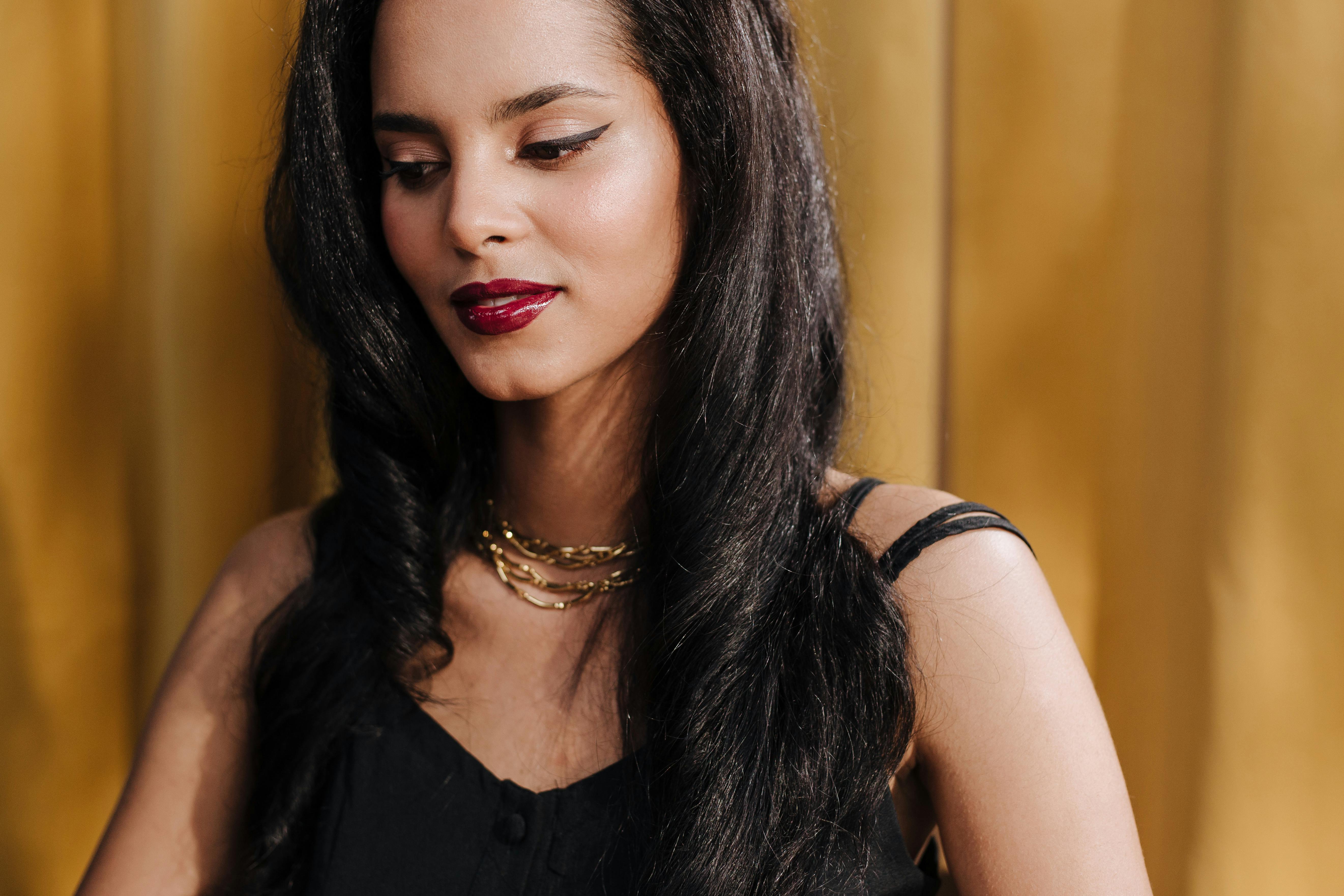 Dating Colombian Women: Culture, Relationships, and What to Expect image 1