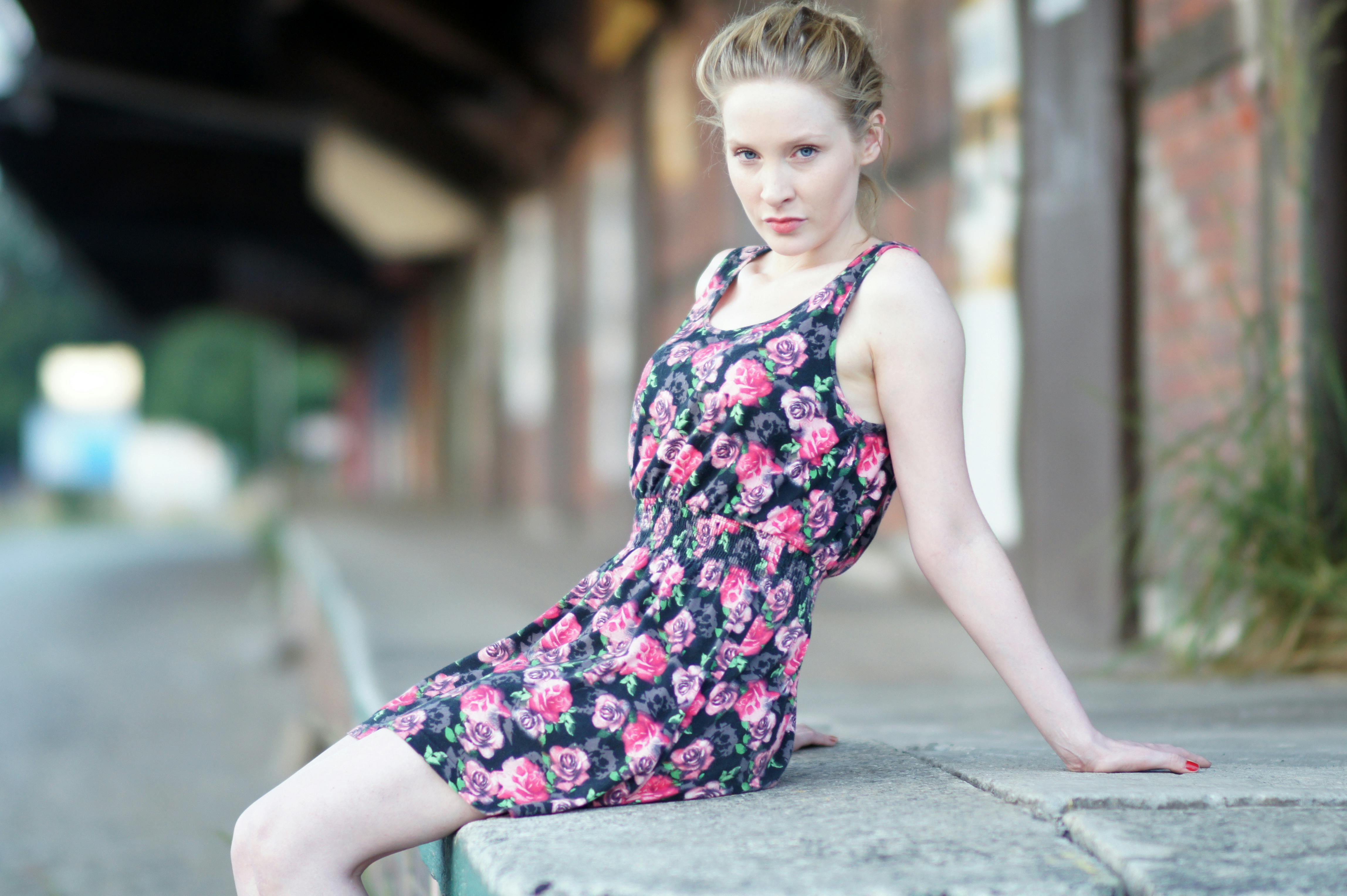 How to Stand Out in Online Dating image 2