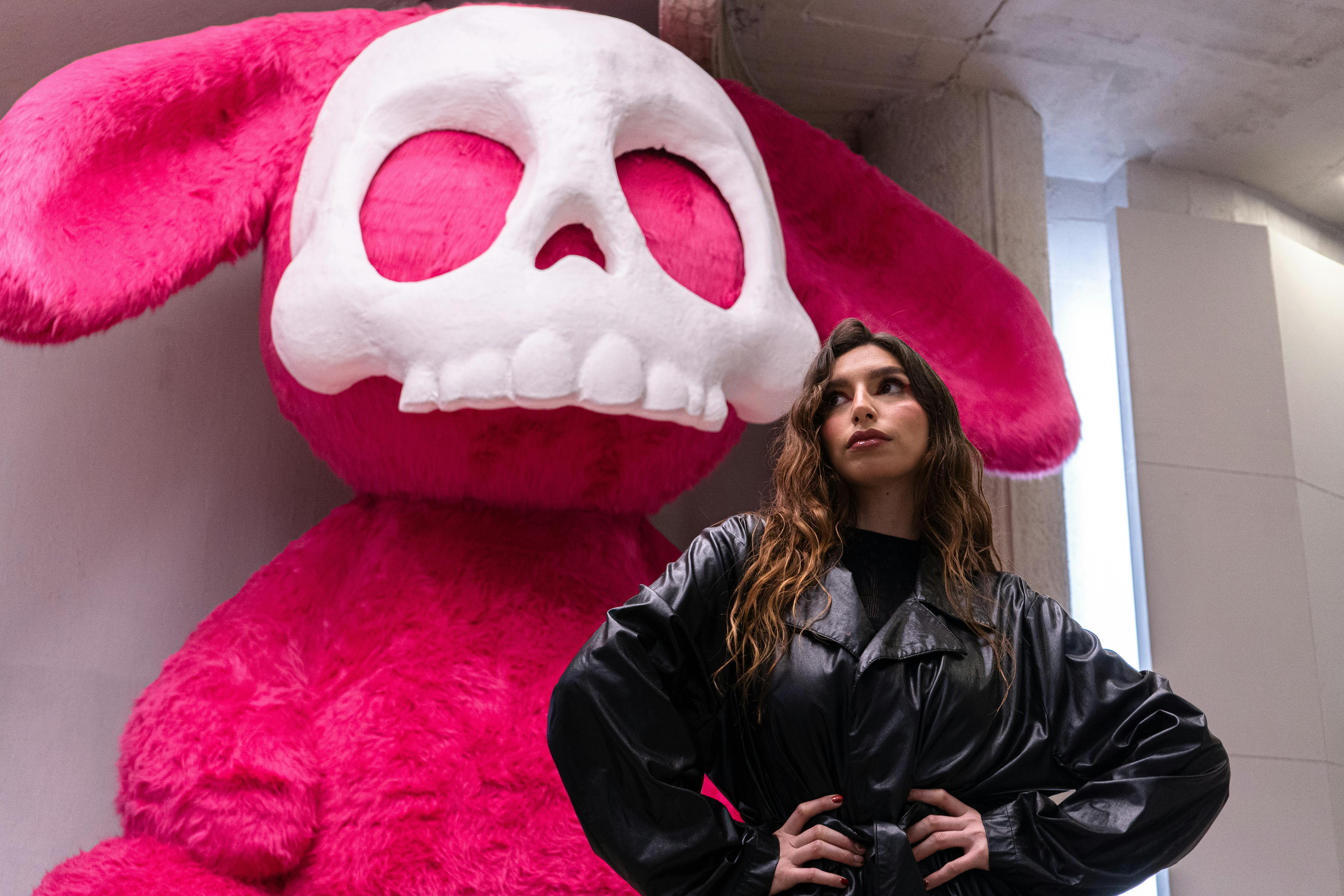 From Online Chats to Real Life: Turning Communication into Connection image 5