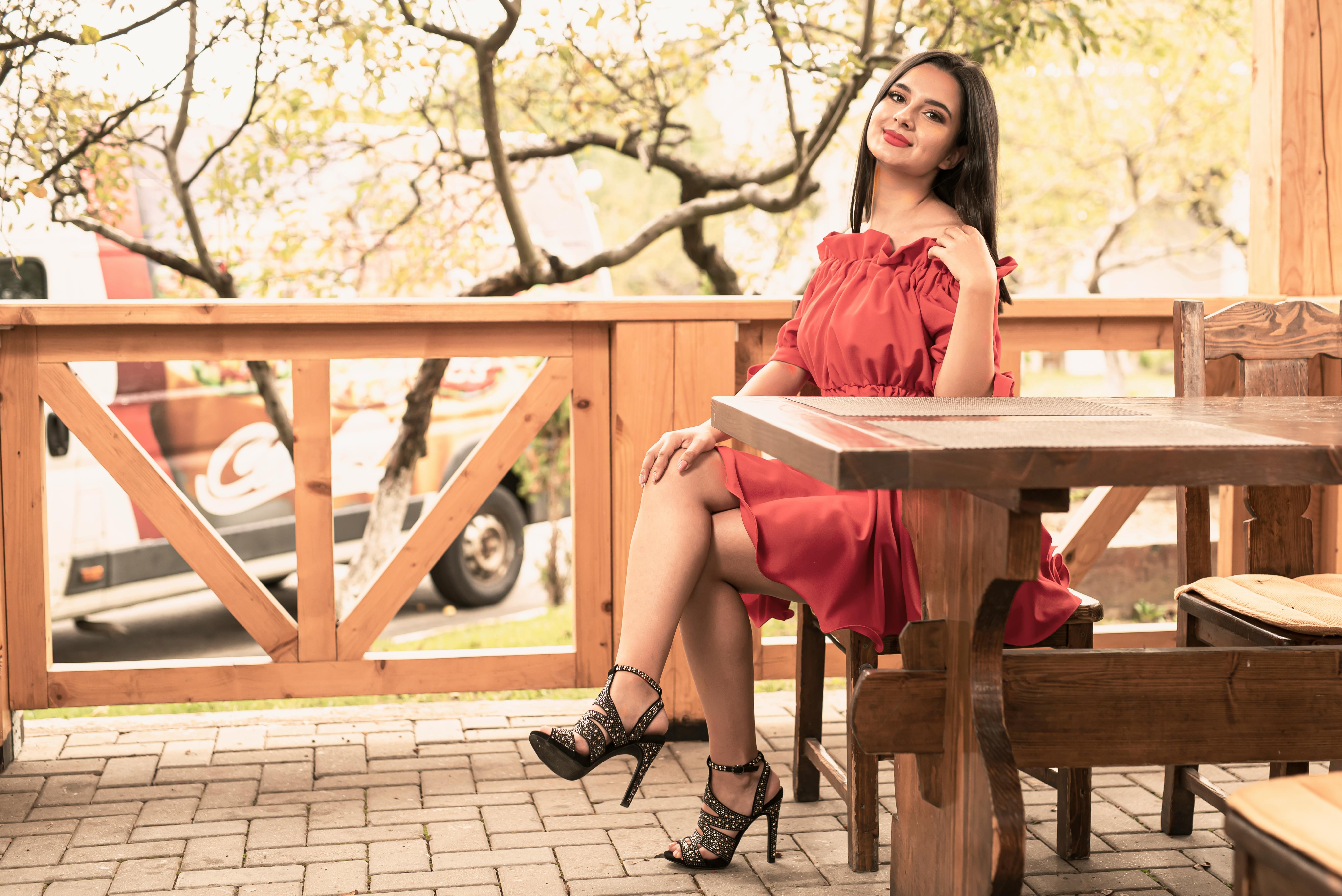 Beyond Words: Overcoming the Language Barrier in International Dating (2026) image 0