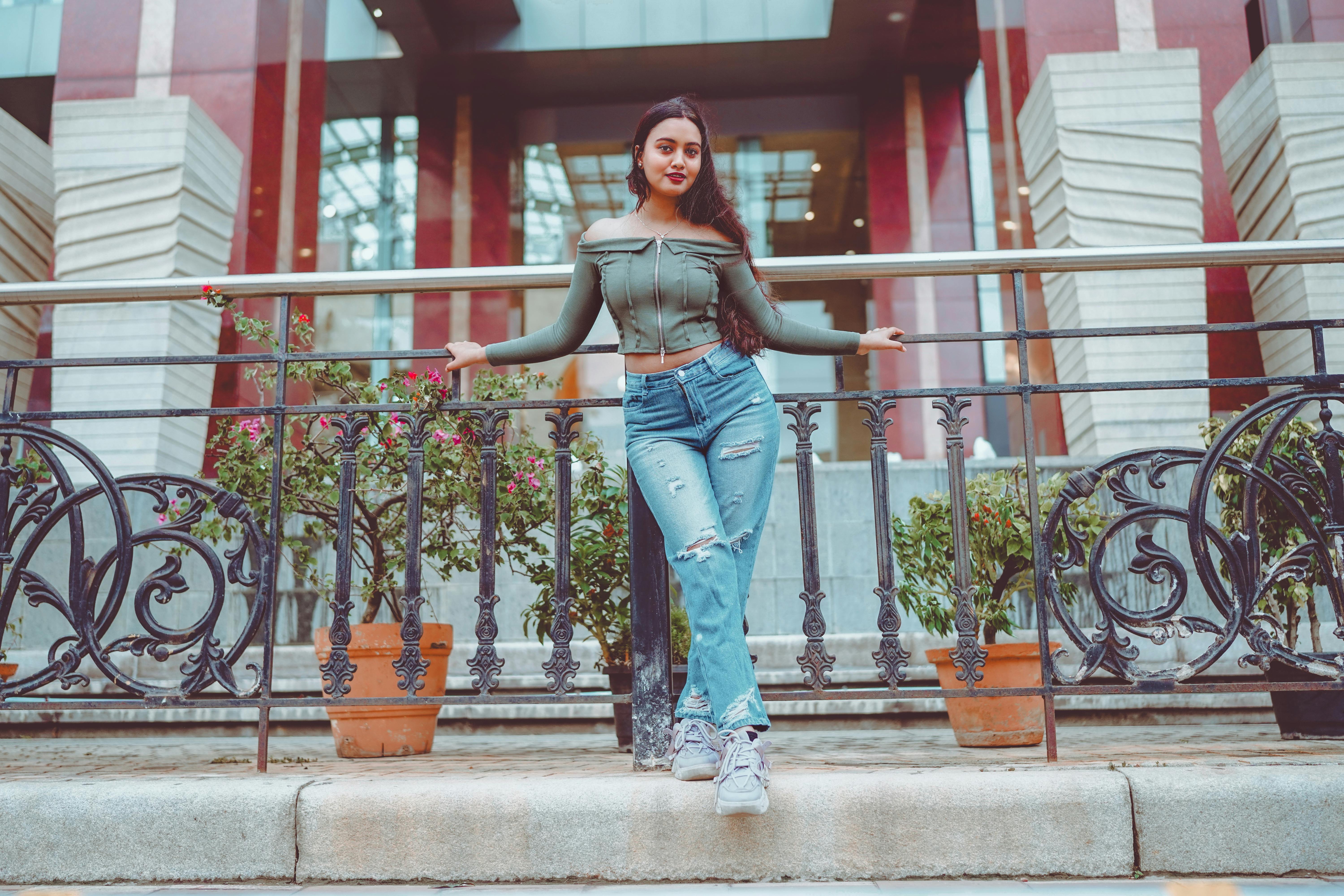 First Message Templates for International Dating (20 Examples for US Men) image 0