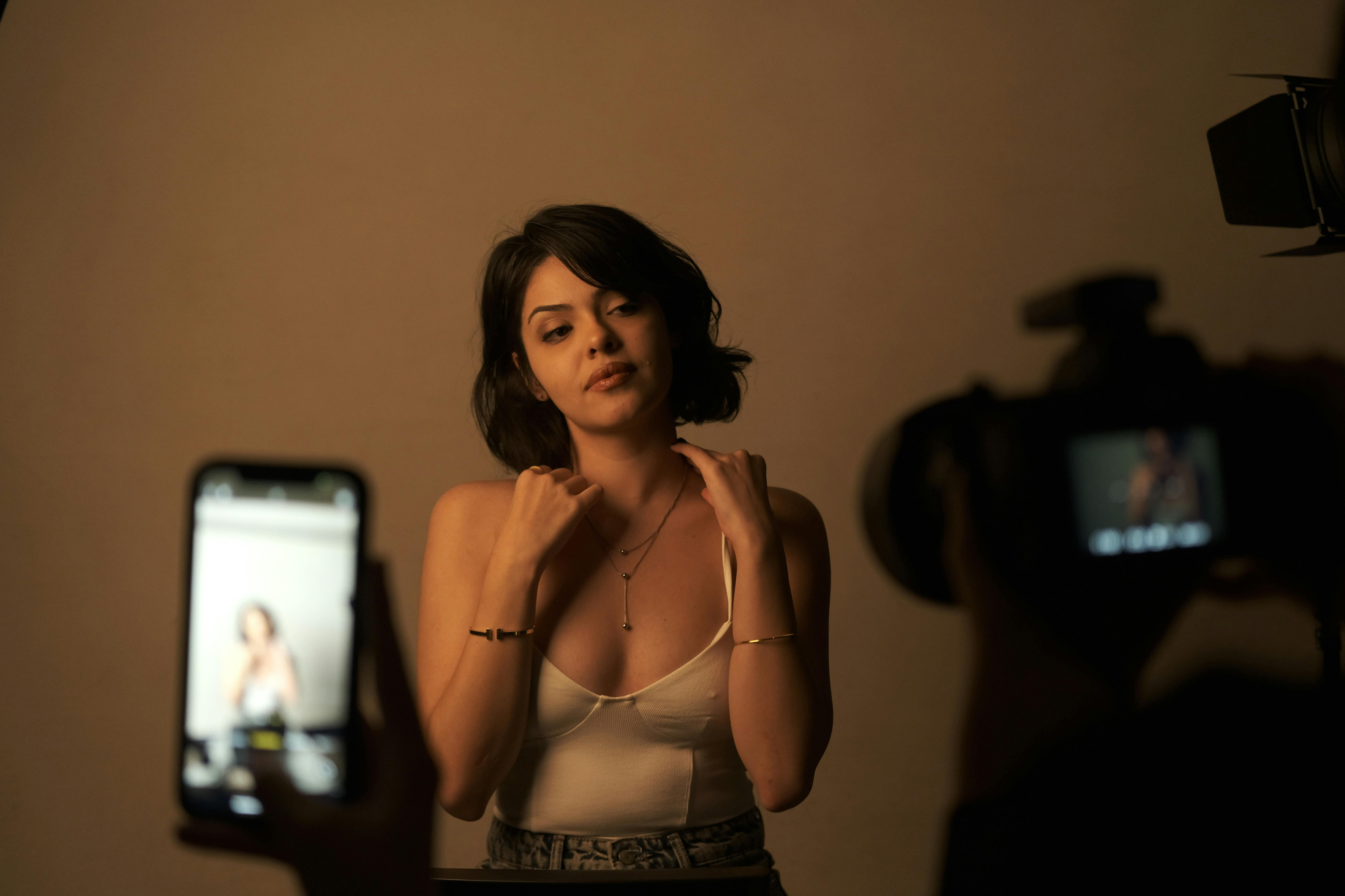 How to Communicate in International Dating: Tips for Building Strong Relationships image 1