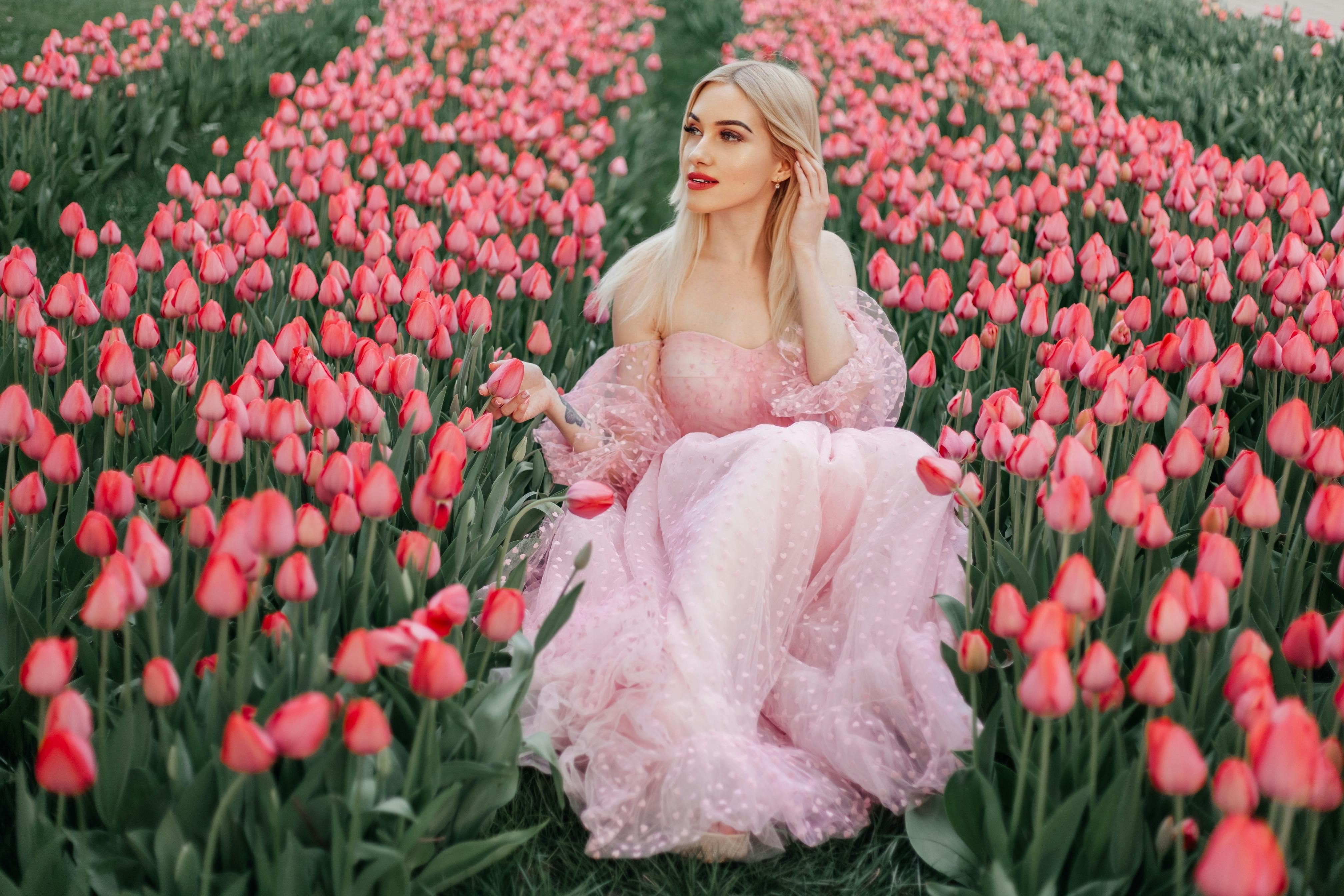 How to Know If an Online Relationship Is Serious image 2