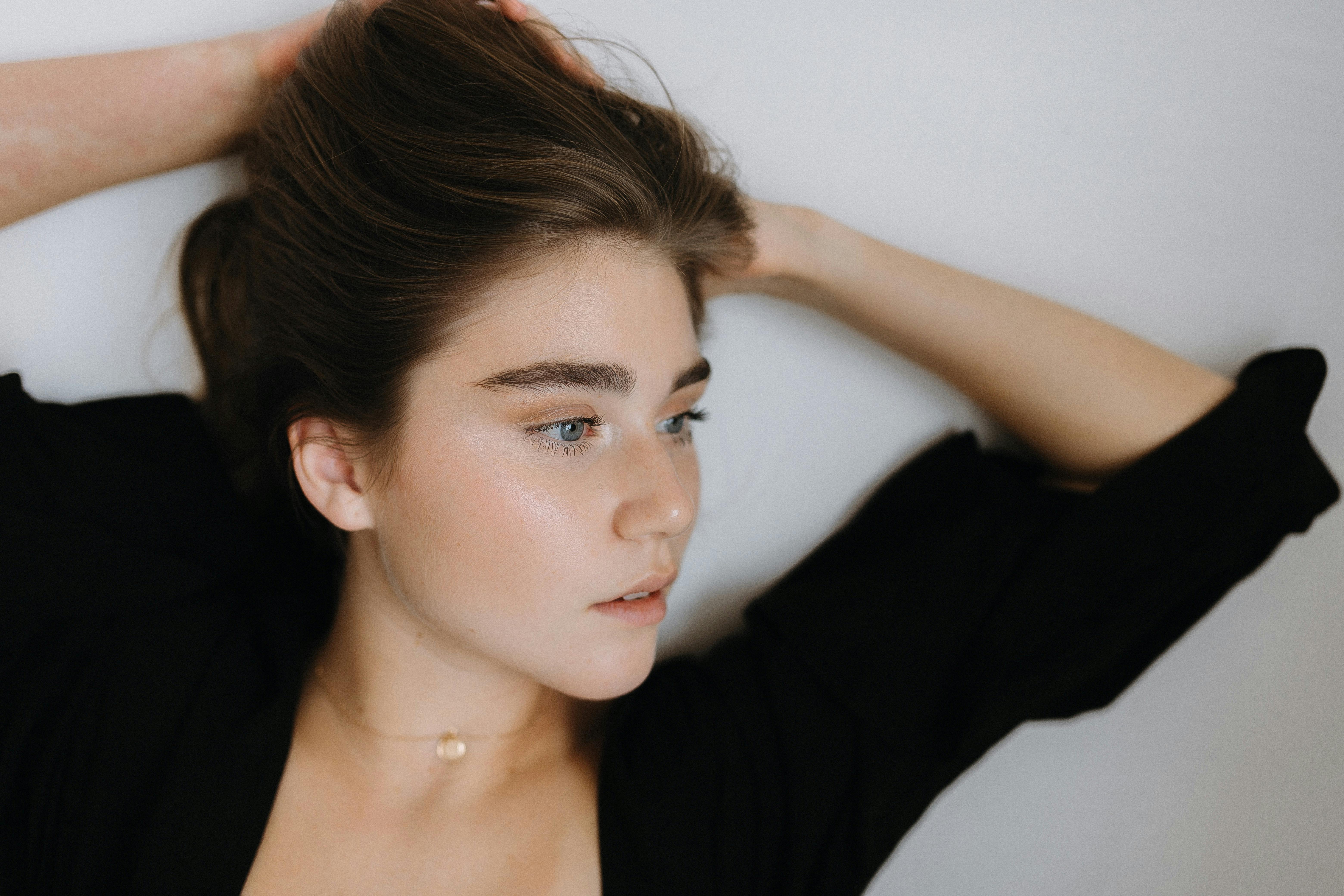 The Difference Between Interest and Politeness in Online Dating image 0